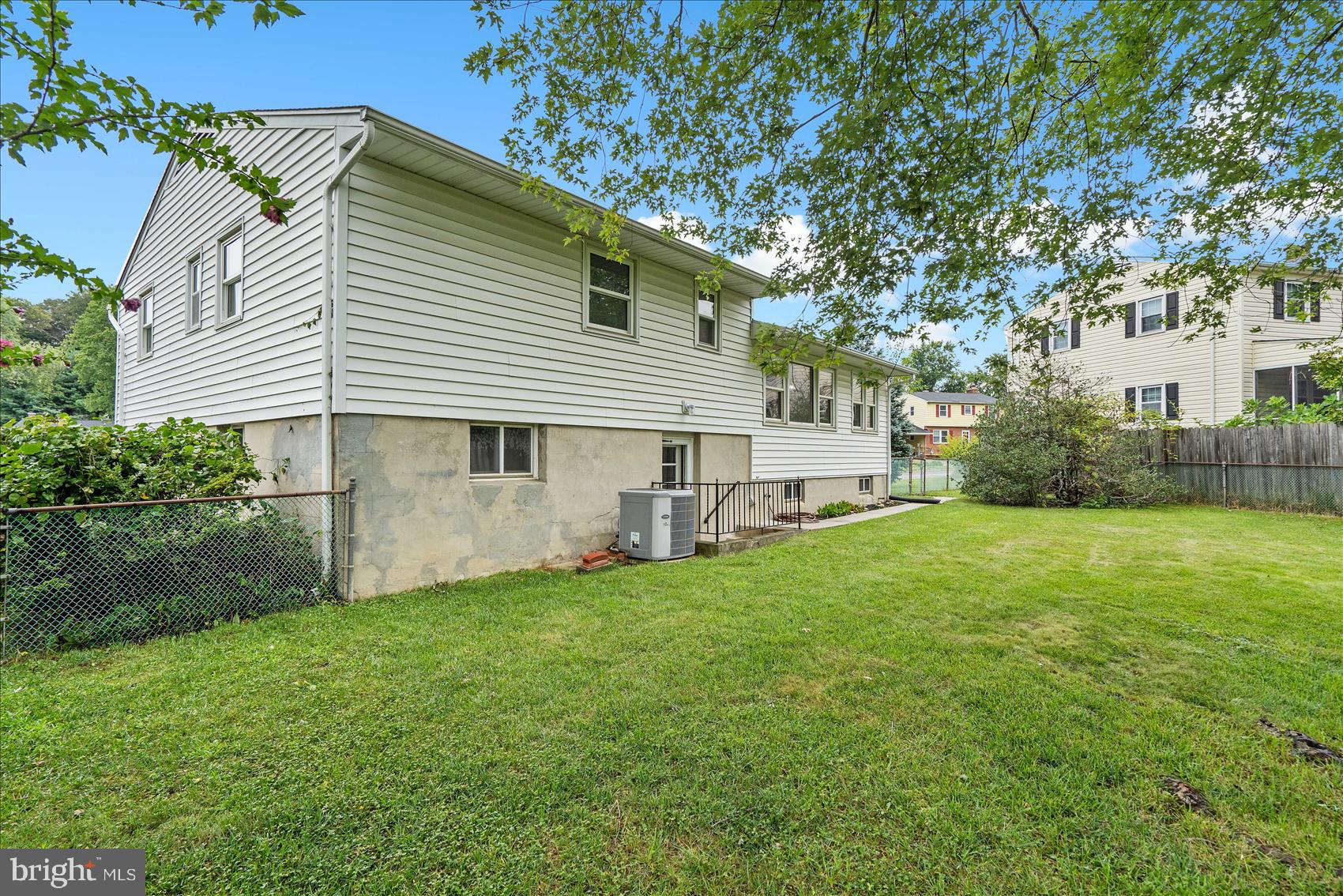 SILVERGATE VILLAGE - Residential