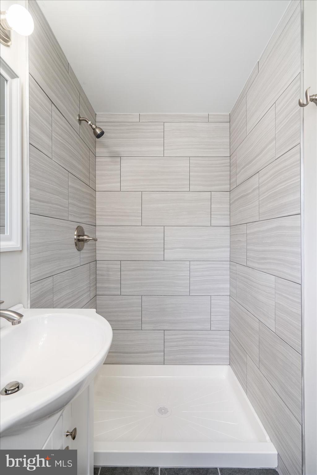 SILVERGATE VILLAGE - Residential