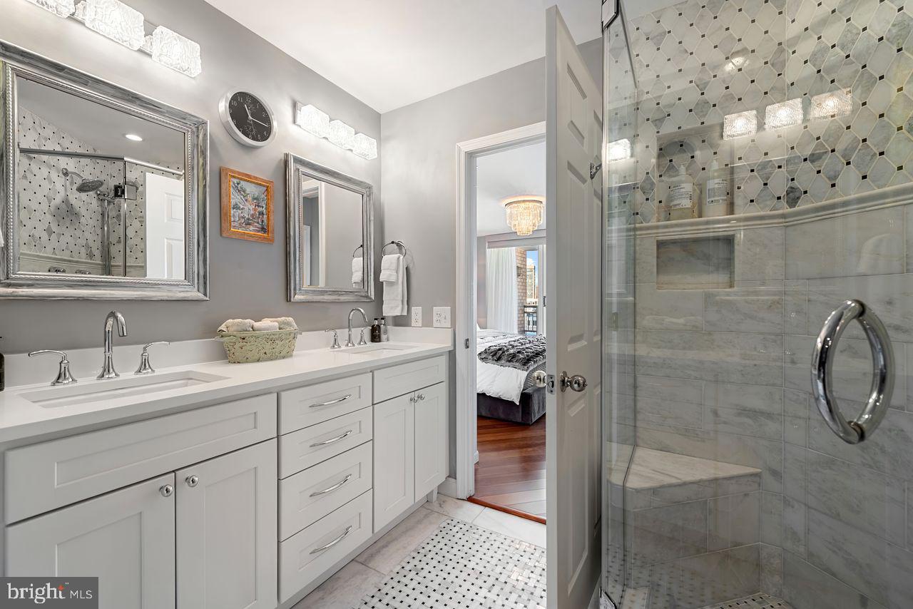 INNER HARBOR - Residential