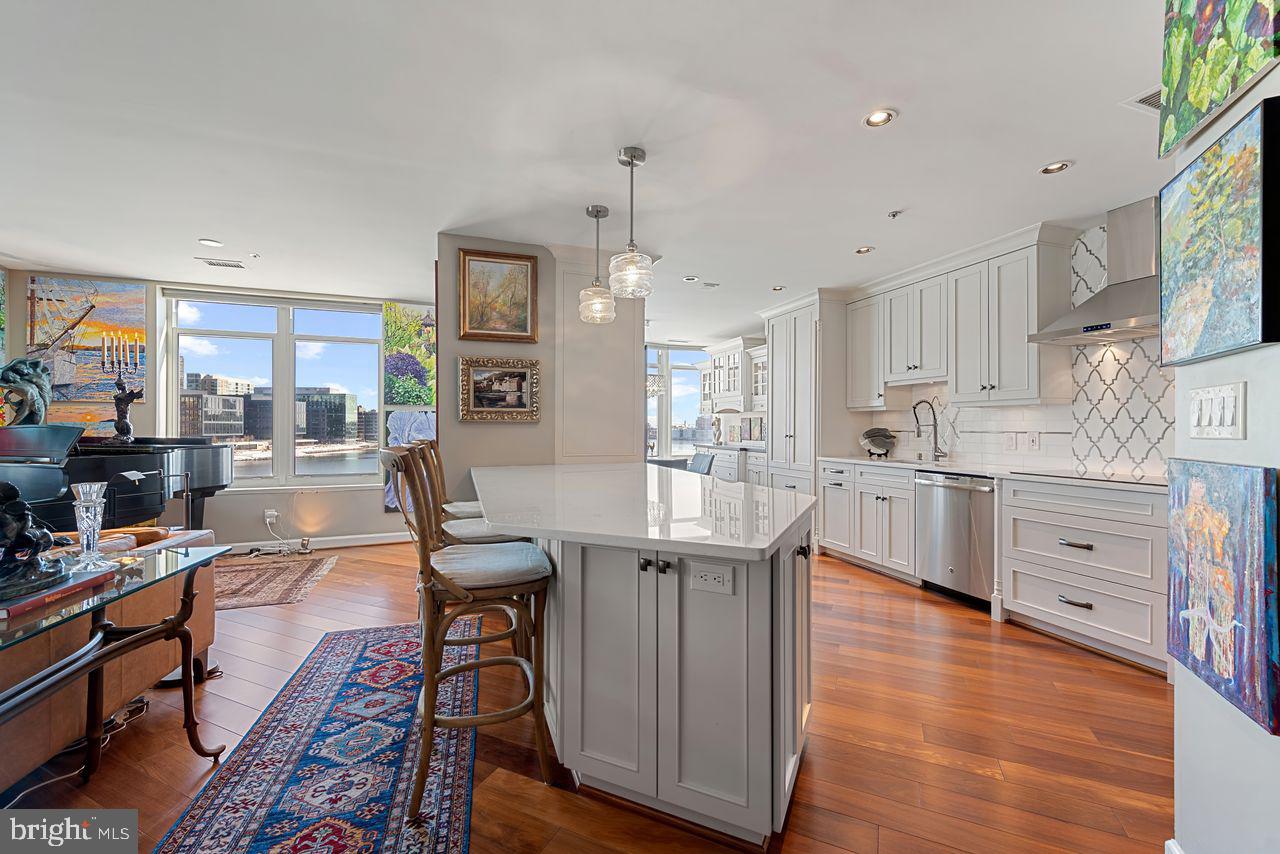 INNER HARBOR - Residential