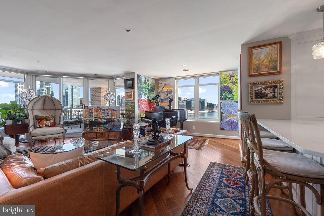 INNER HARBOR - Residential