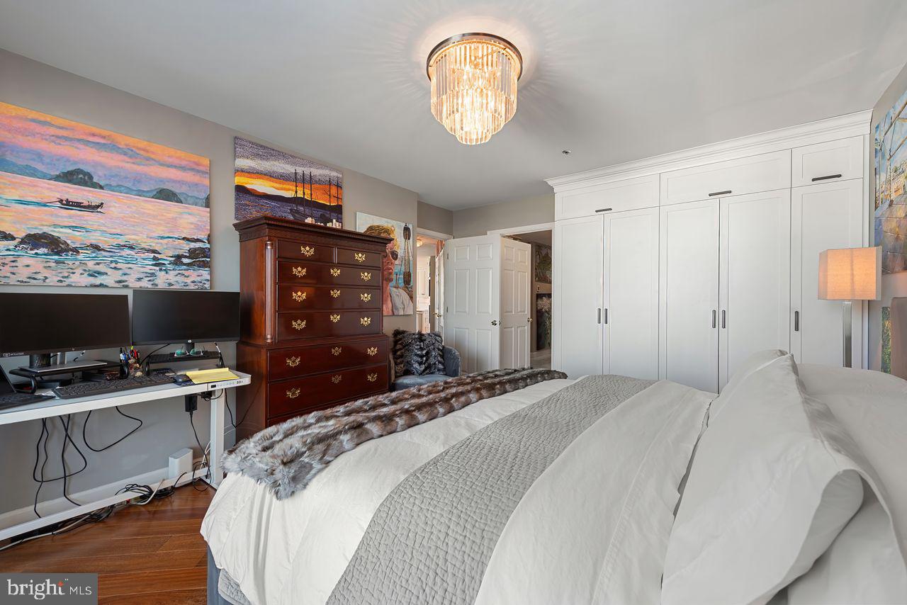 INNER HARBOR - Residential