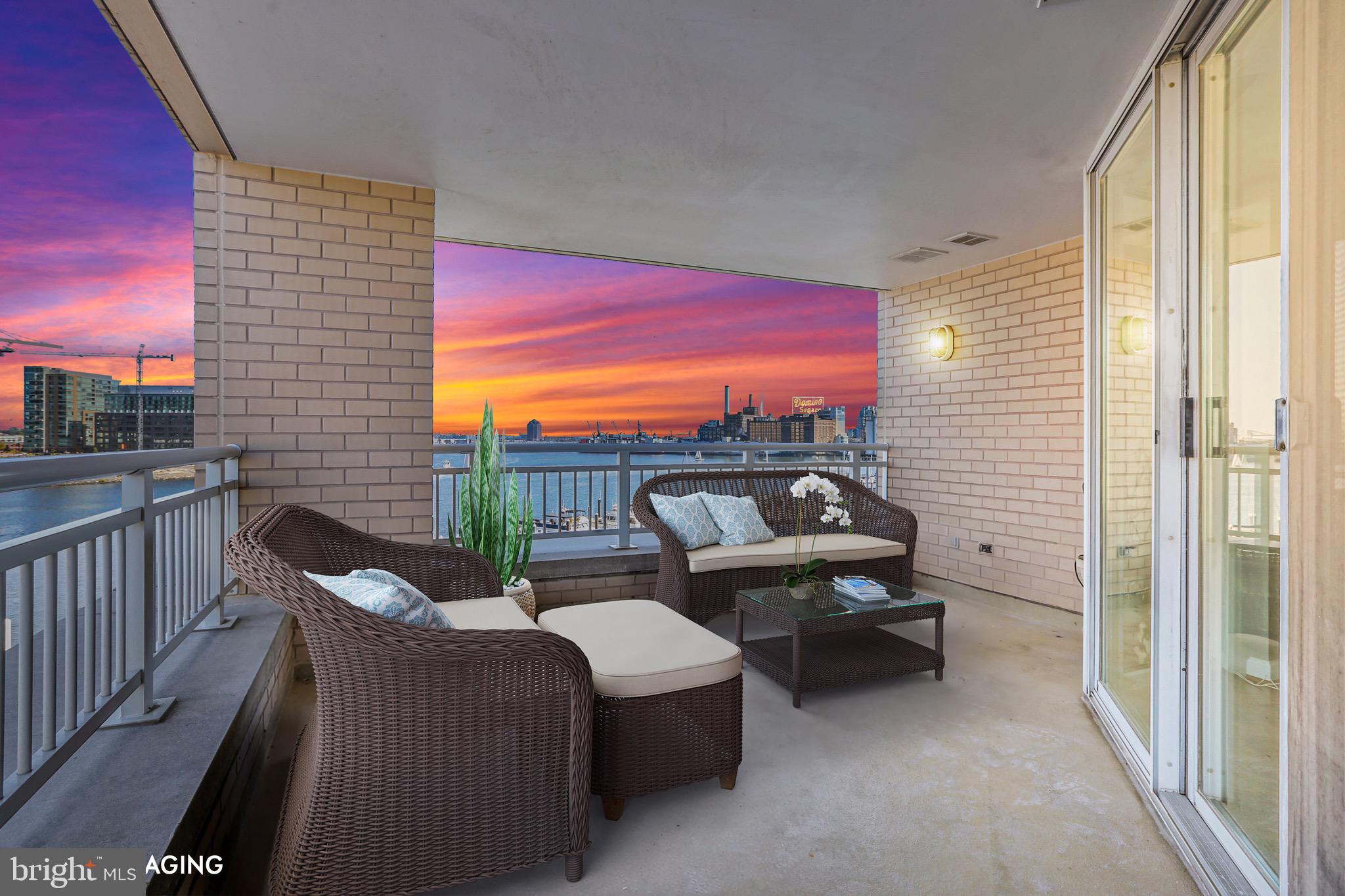 INNER HARBOR - Residential