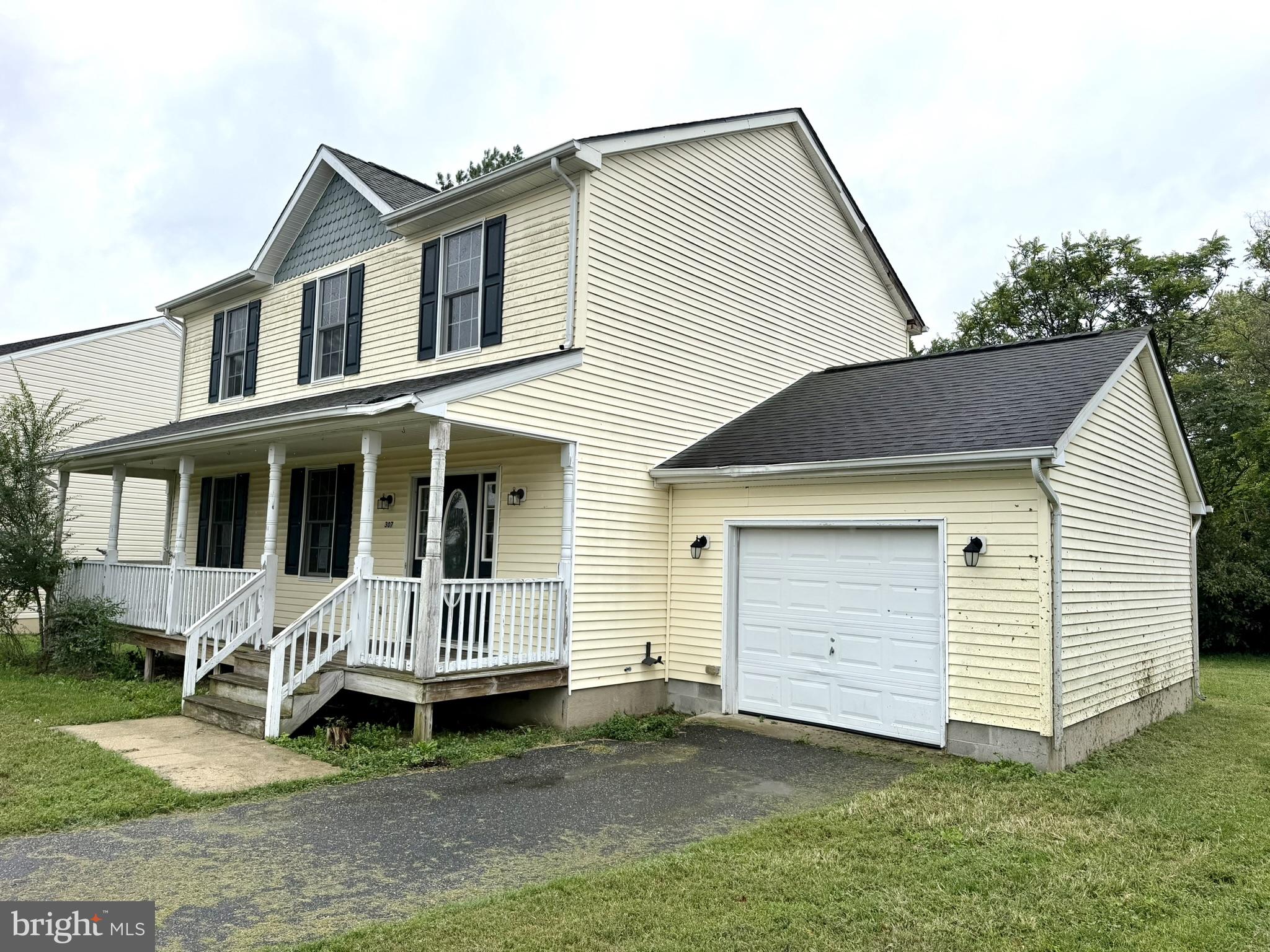 307 MALLARD DRIVE