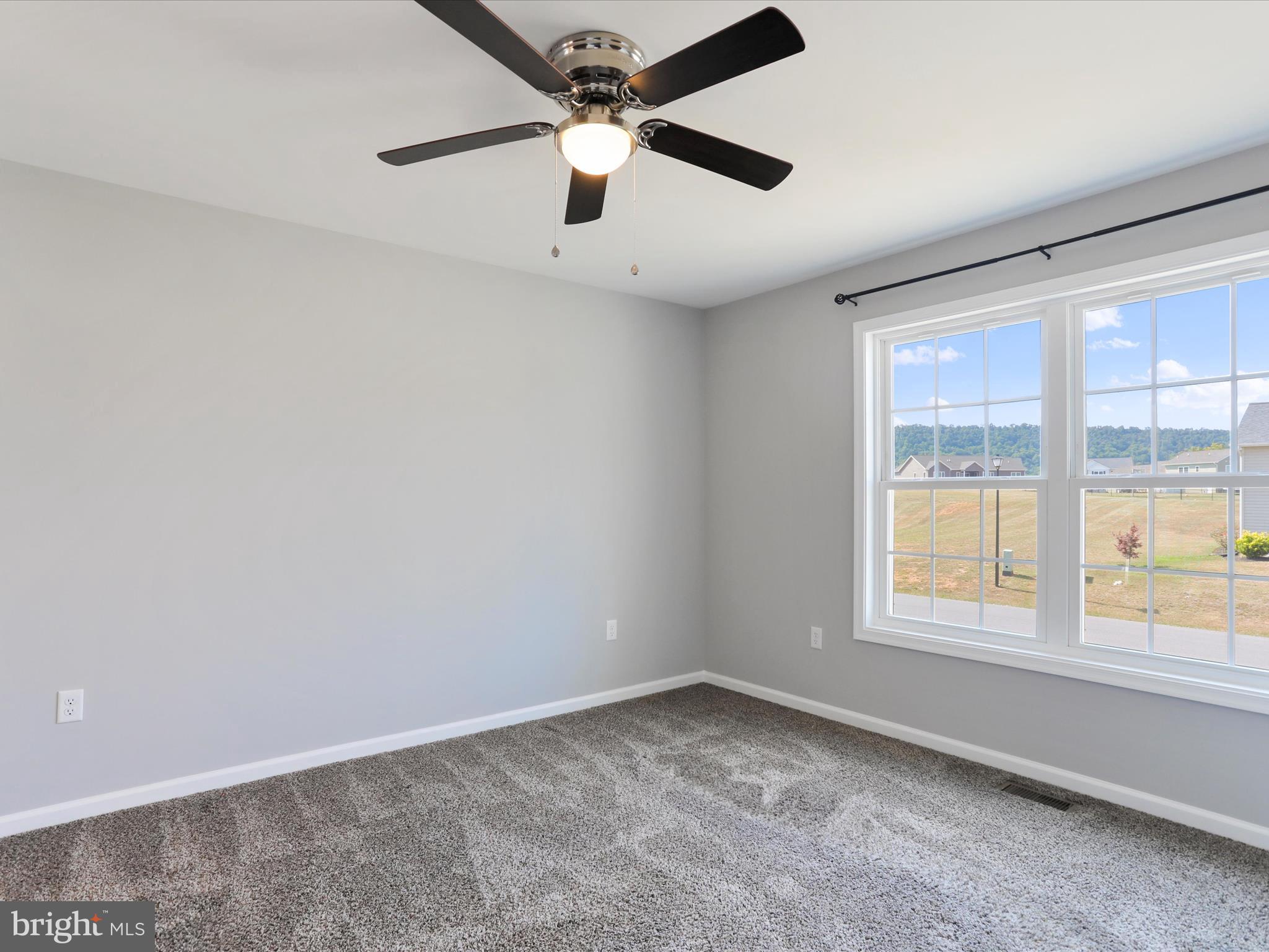 PEBBLE RIDGE - Residential