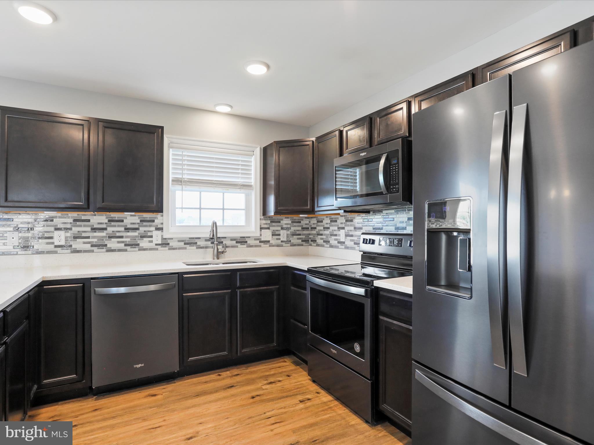 PEBBLE RIDGE - Residential