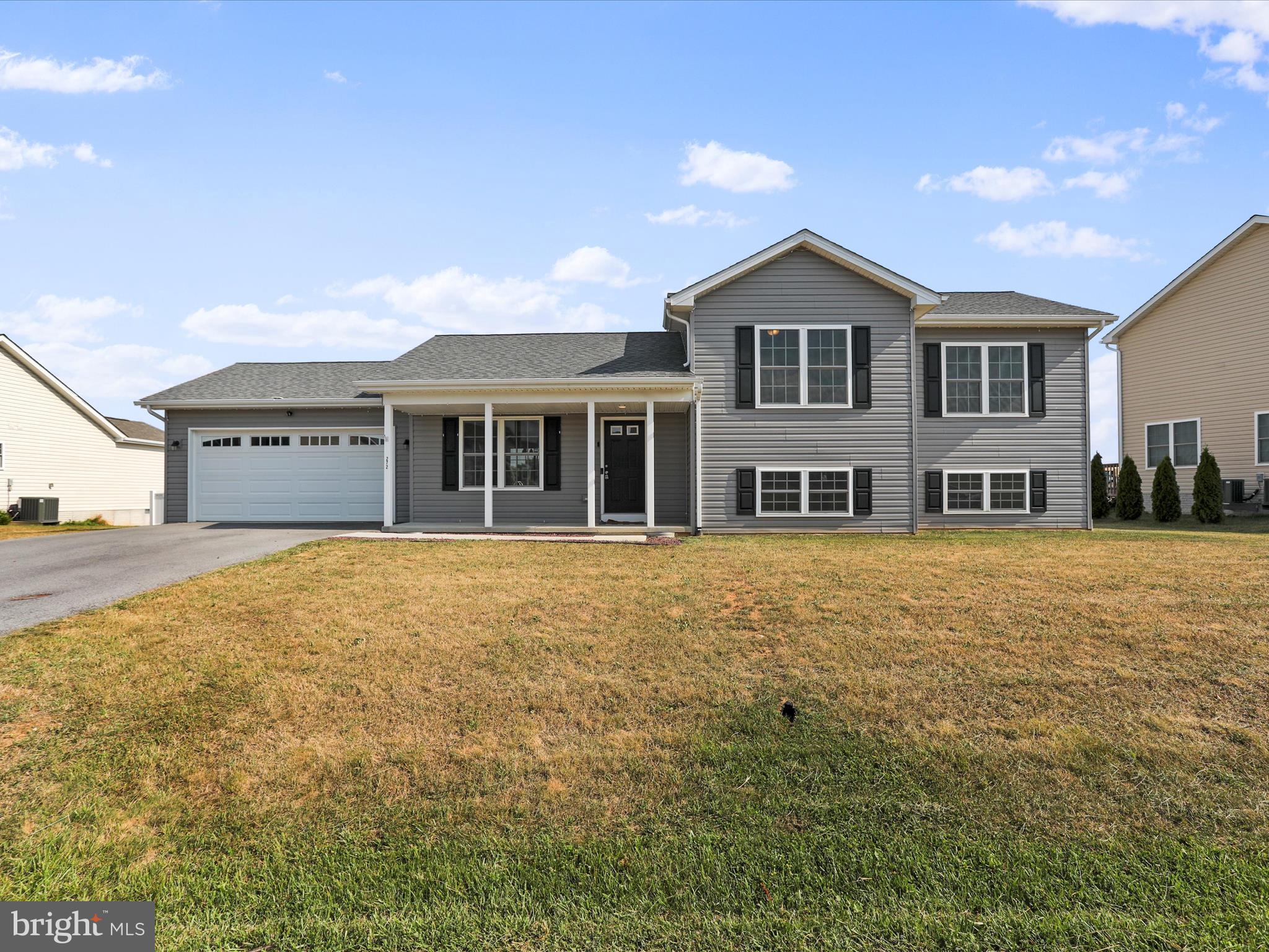 PEBBLE RIDGE - Residential