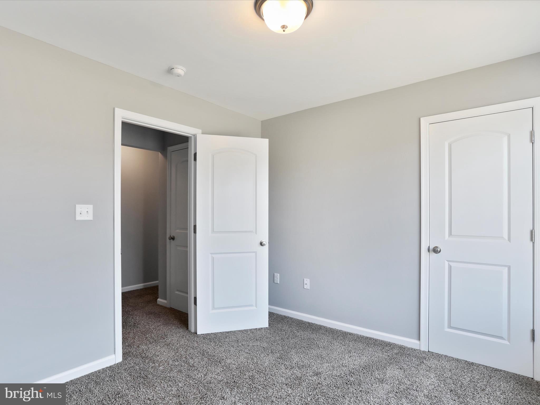 PEBBLE RIDGE - Residential