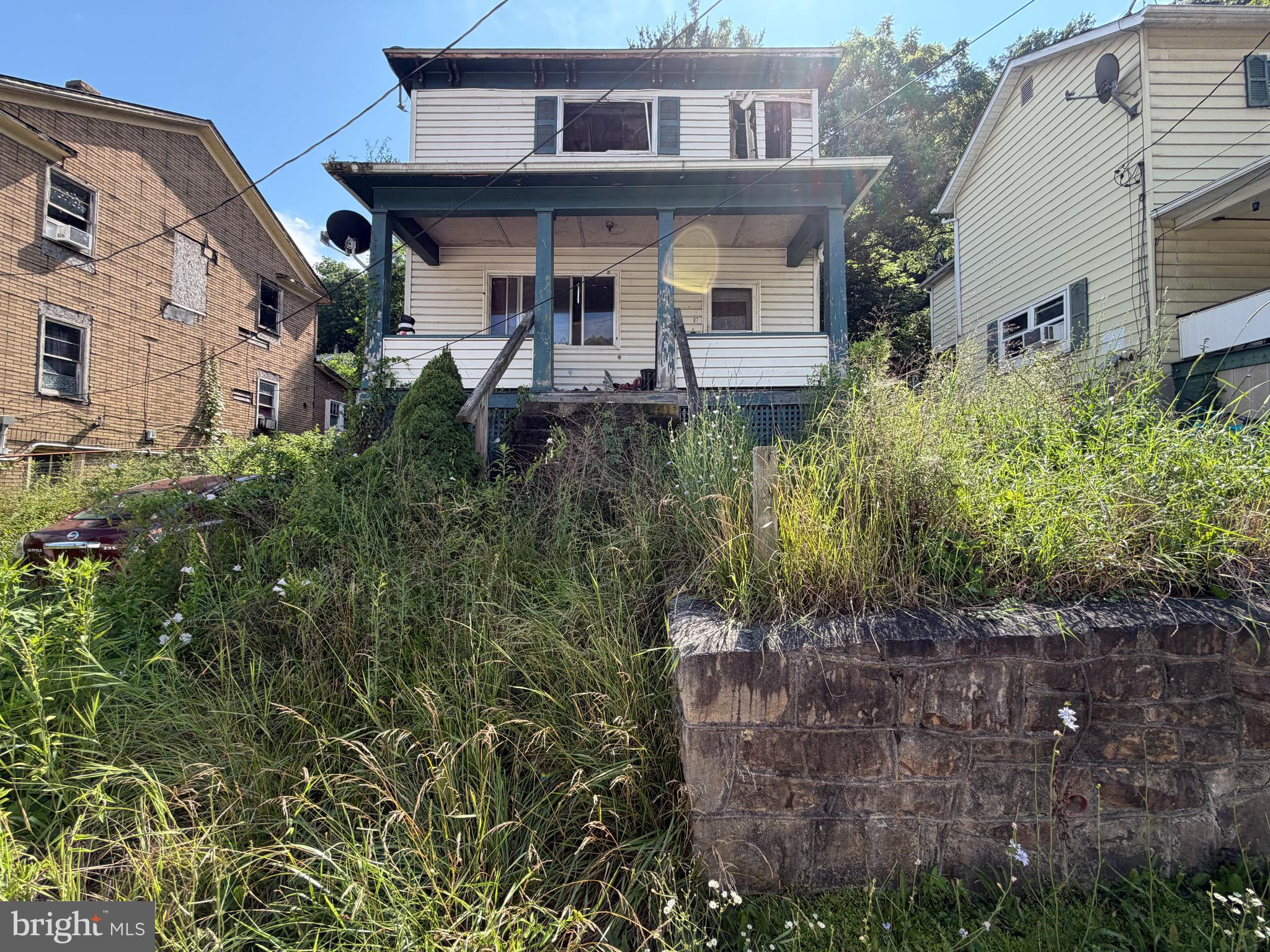 87 DOUGLAS AVENUE