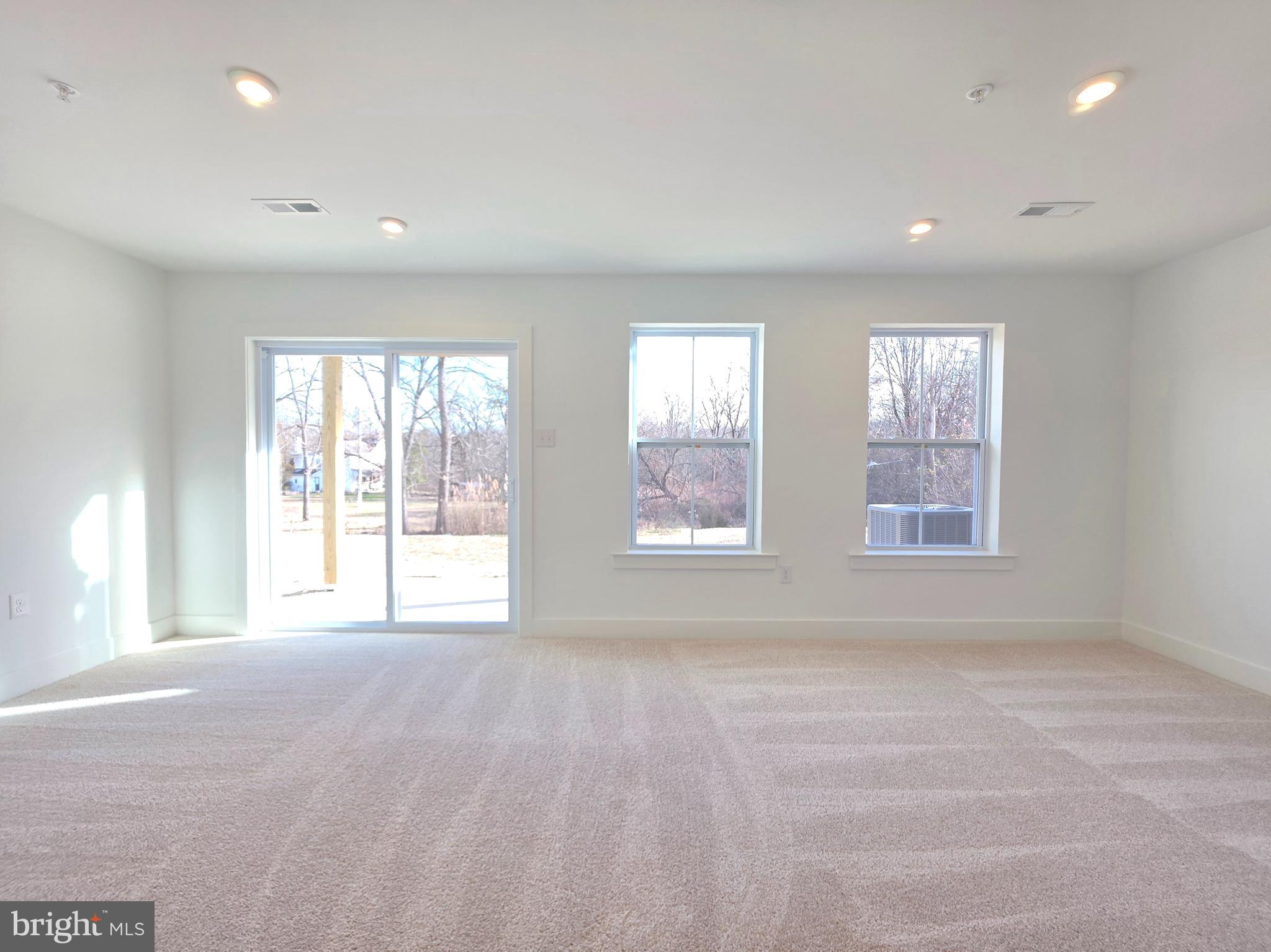 STERLING WALK - Residential Lease