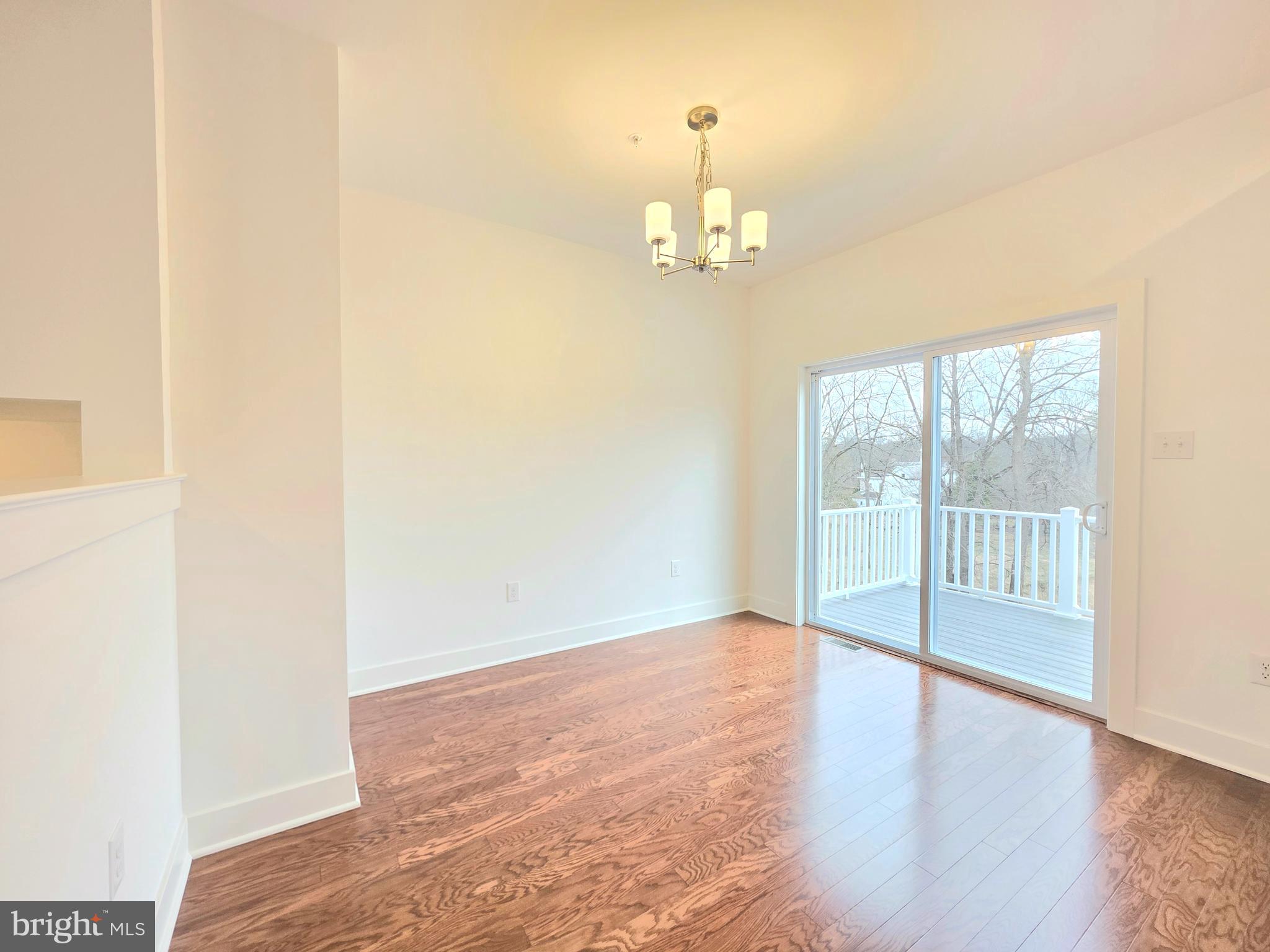 STERLING WALK - Residential Lease