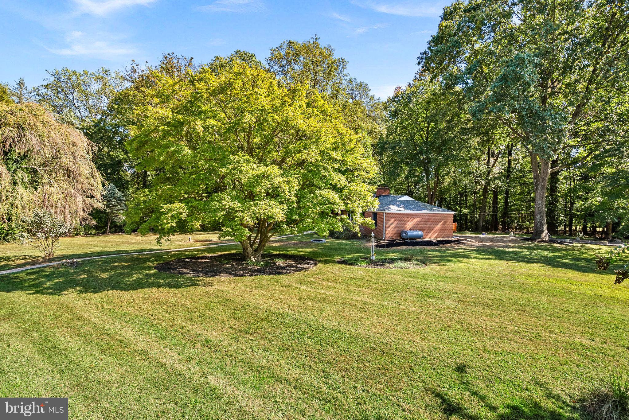 HOPKINS MEAD - Residential