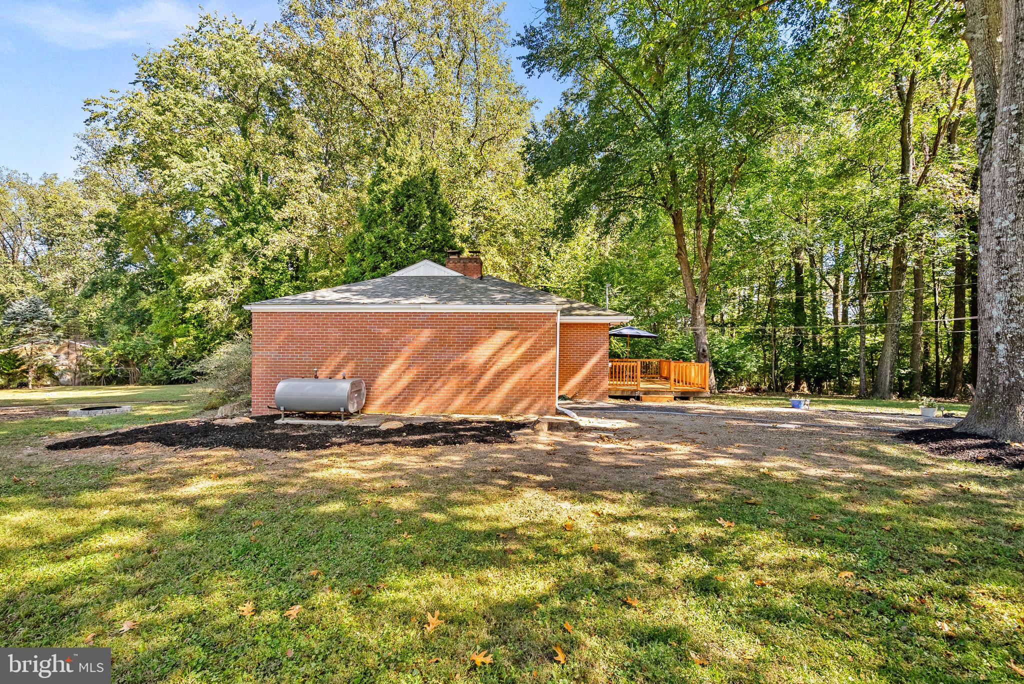 HOPKINS MEAD - Residential