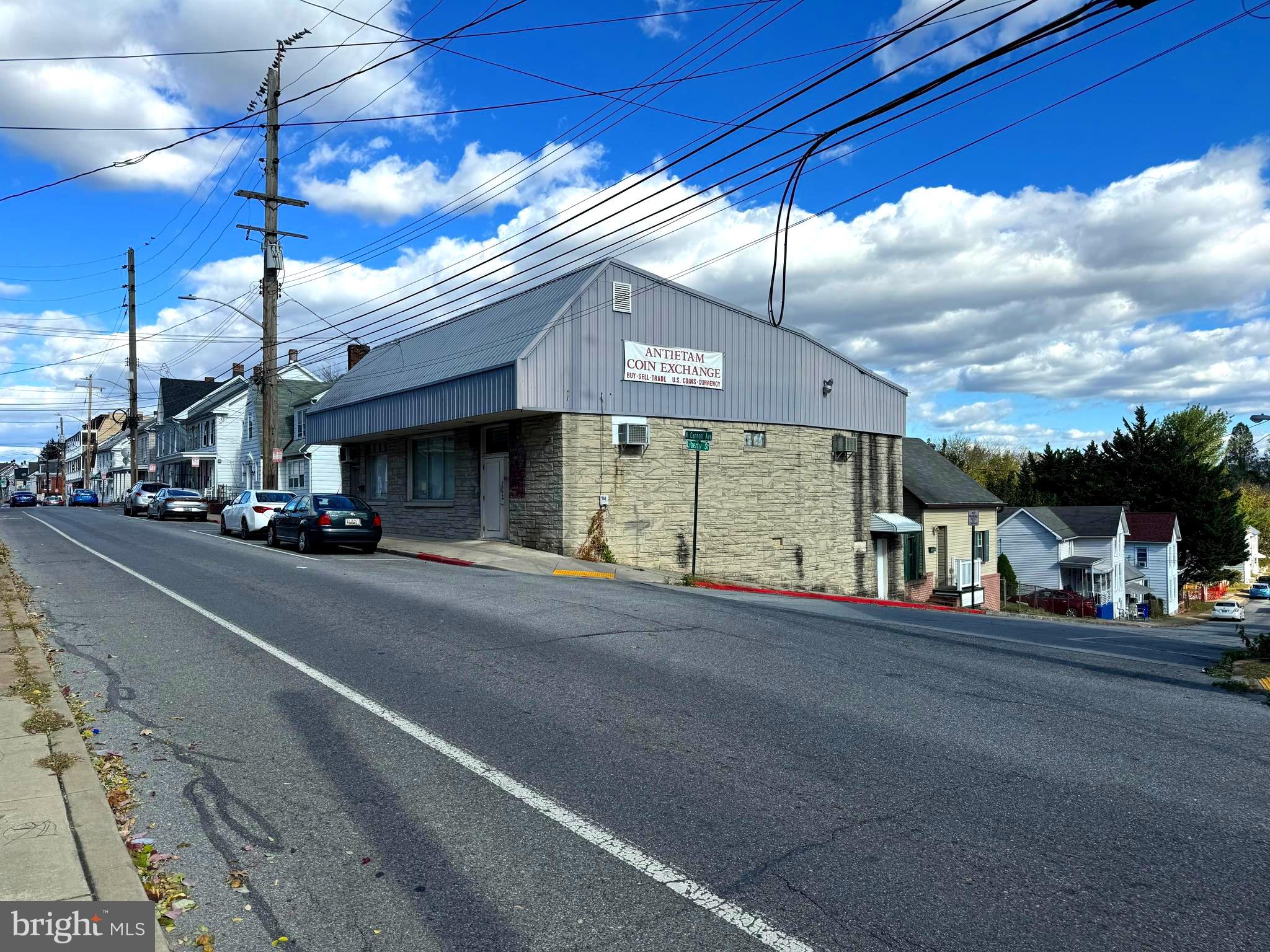 HAGERSTOWN - Residential