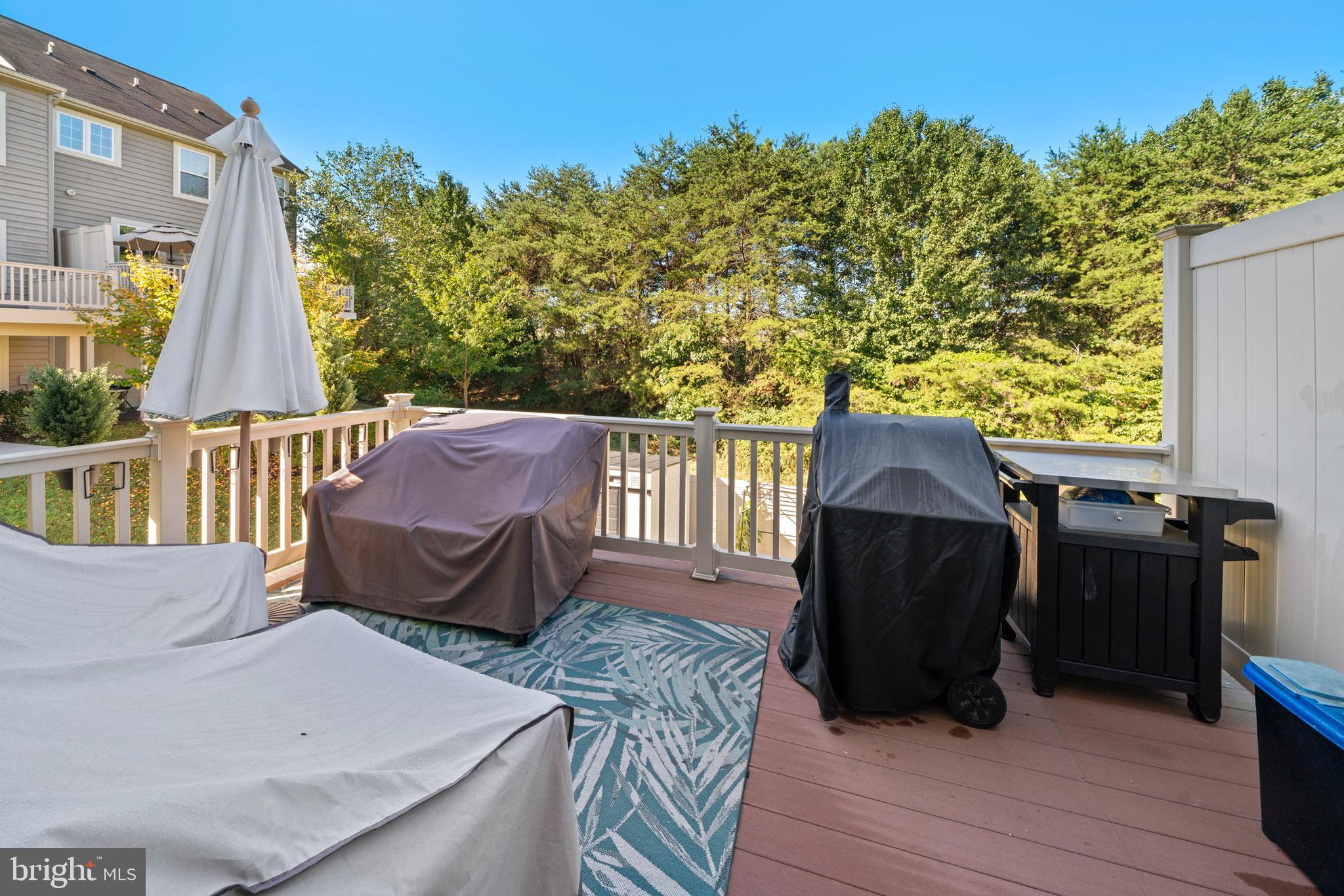 ADAMS CROSSING - Residential Lease