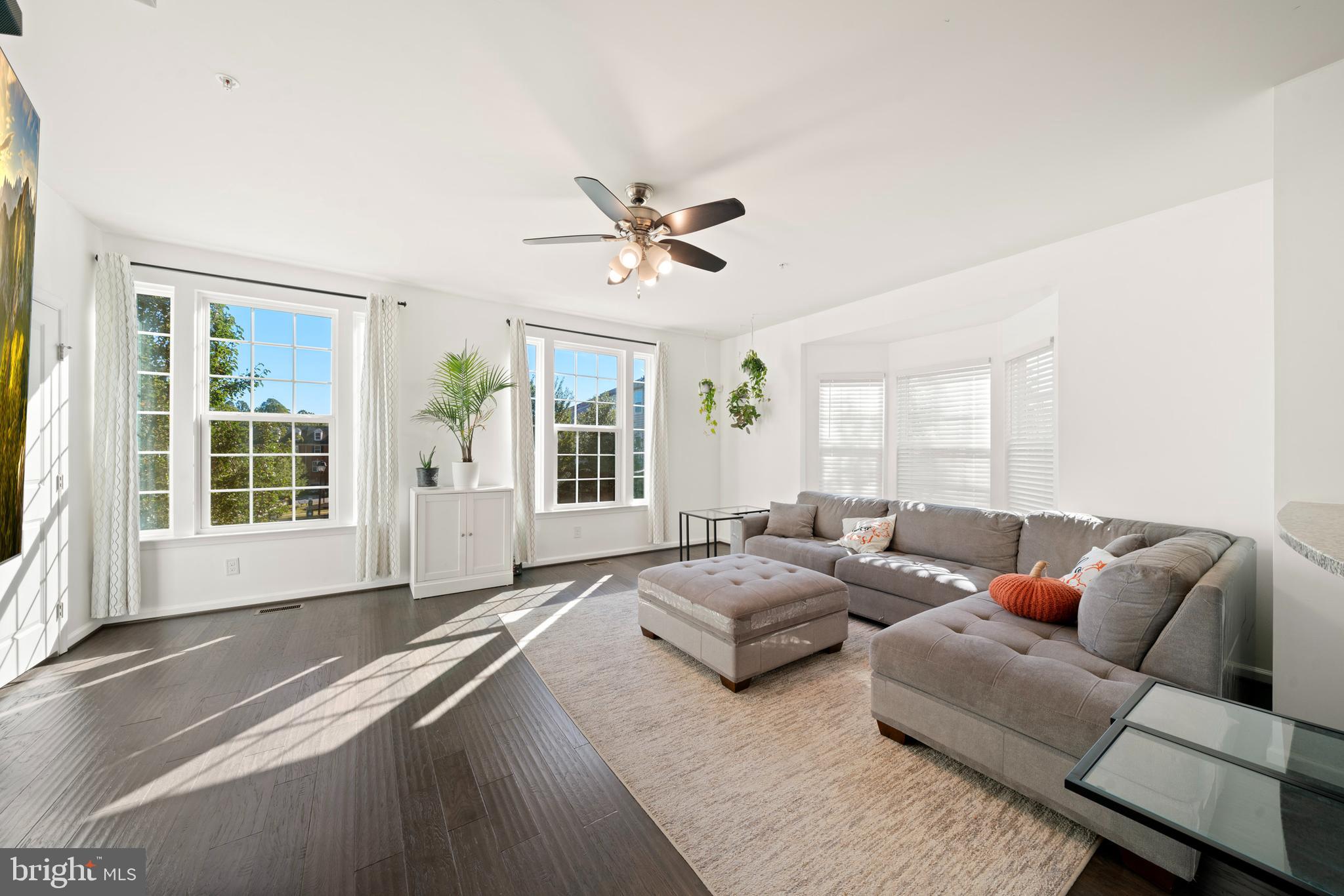 ADAMS CROSSING - Residential Lease