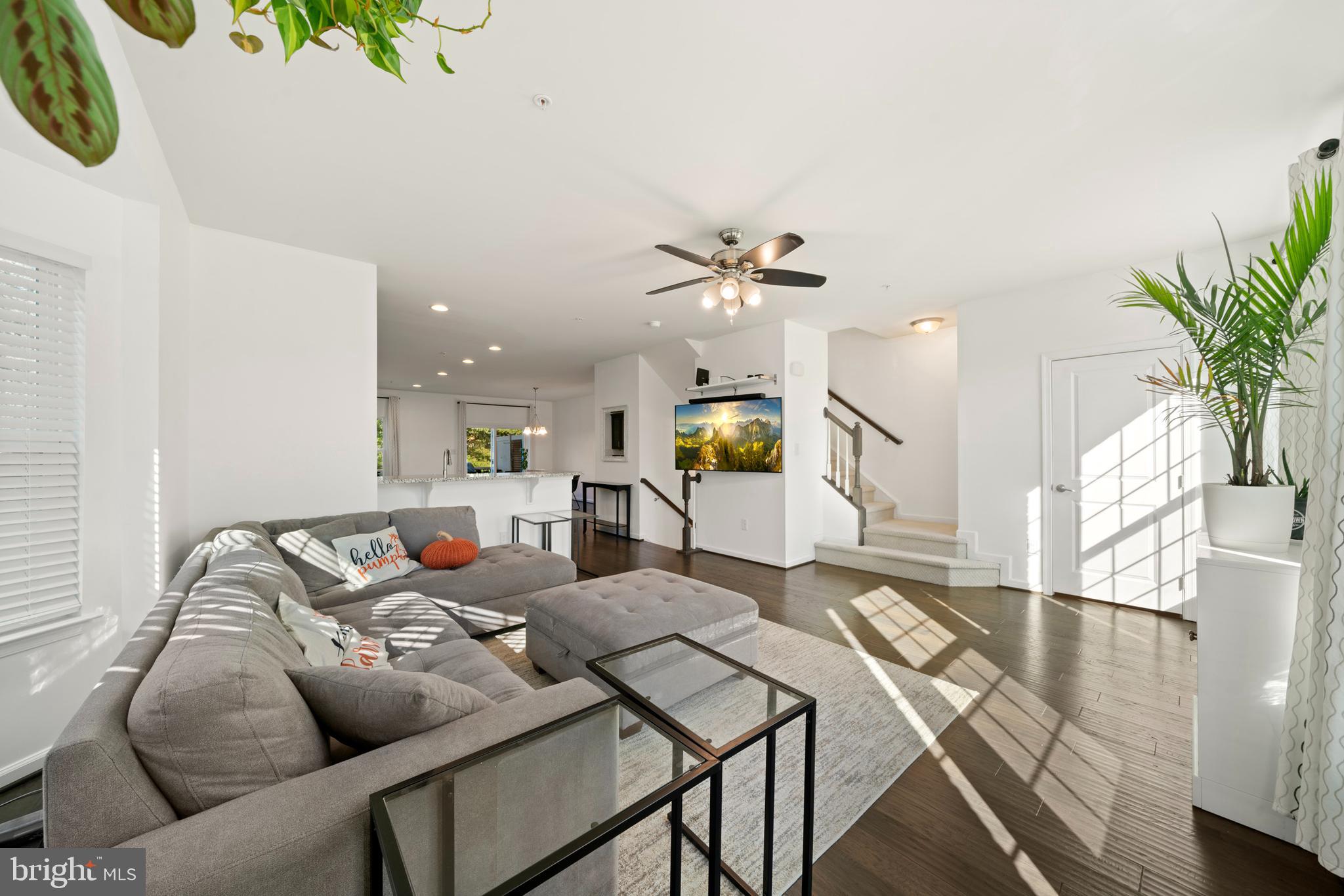 ADAMS CROSSING - Residential Lease