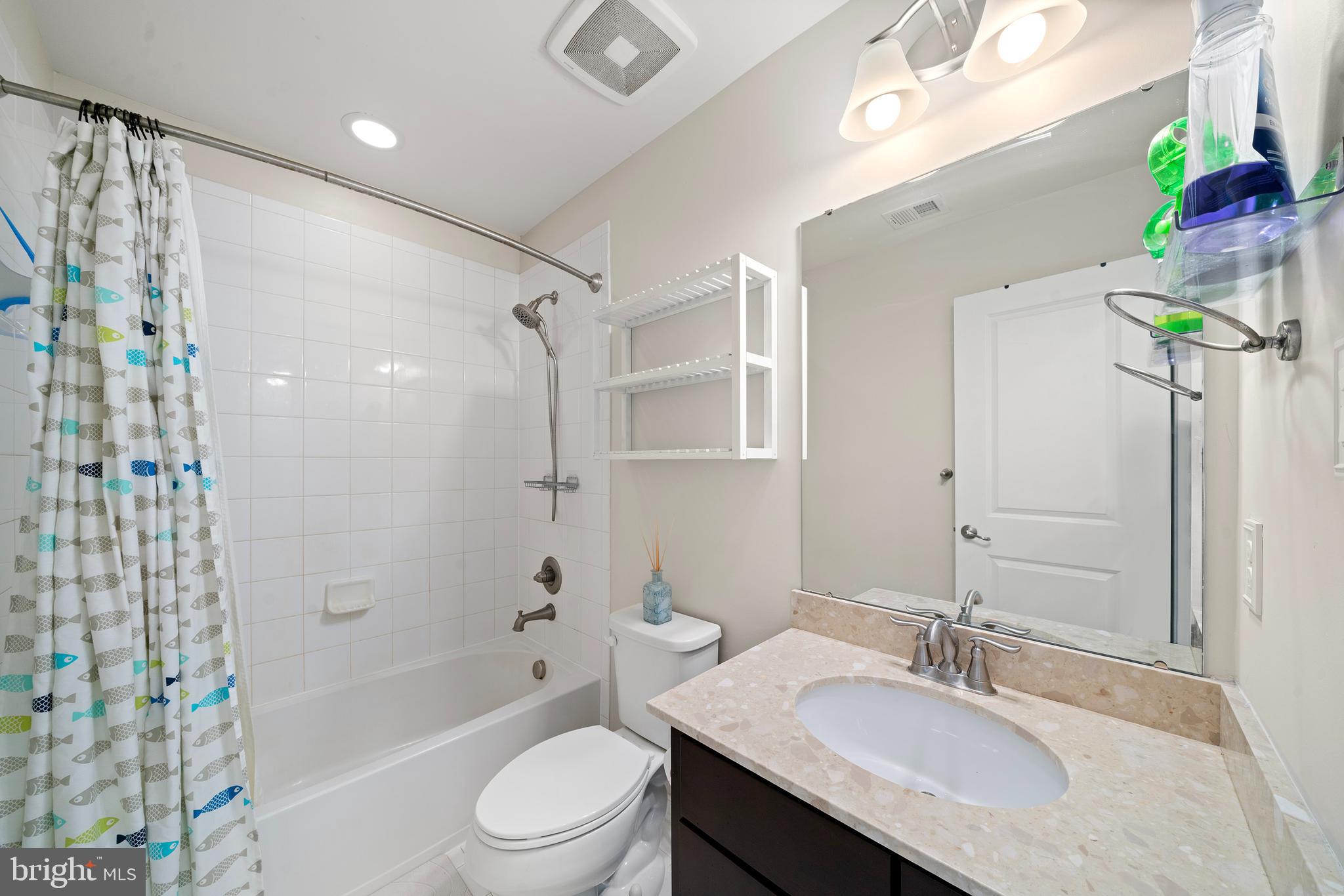 ADAMS CROSSING - Residential Lease