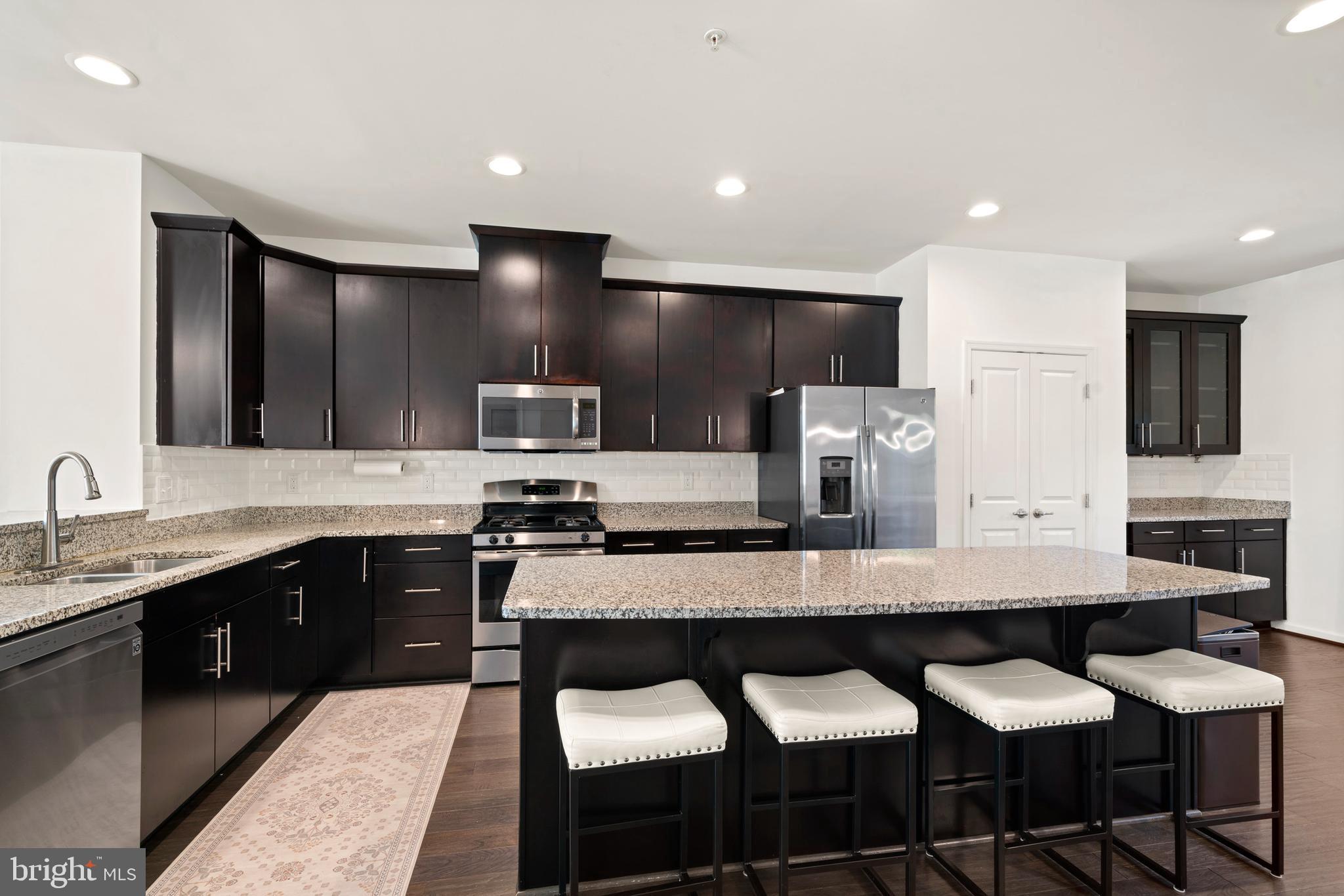 ADAMS CROSSING - Residential Lease