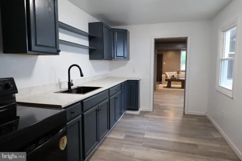 MLS: PADA2063776