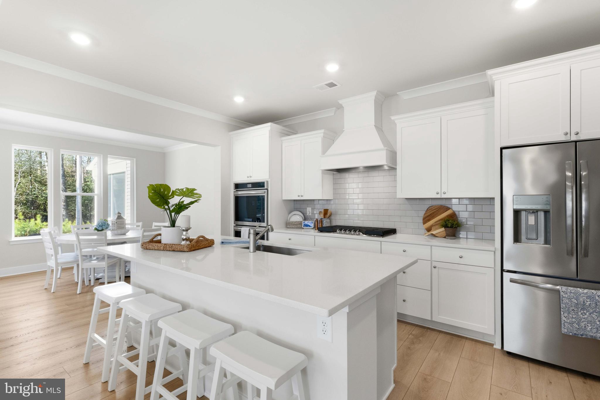 MILOS HAVEN - Residential