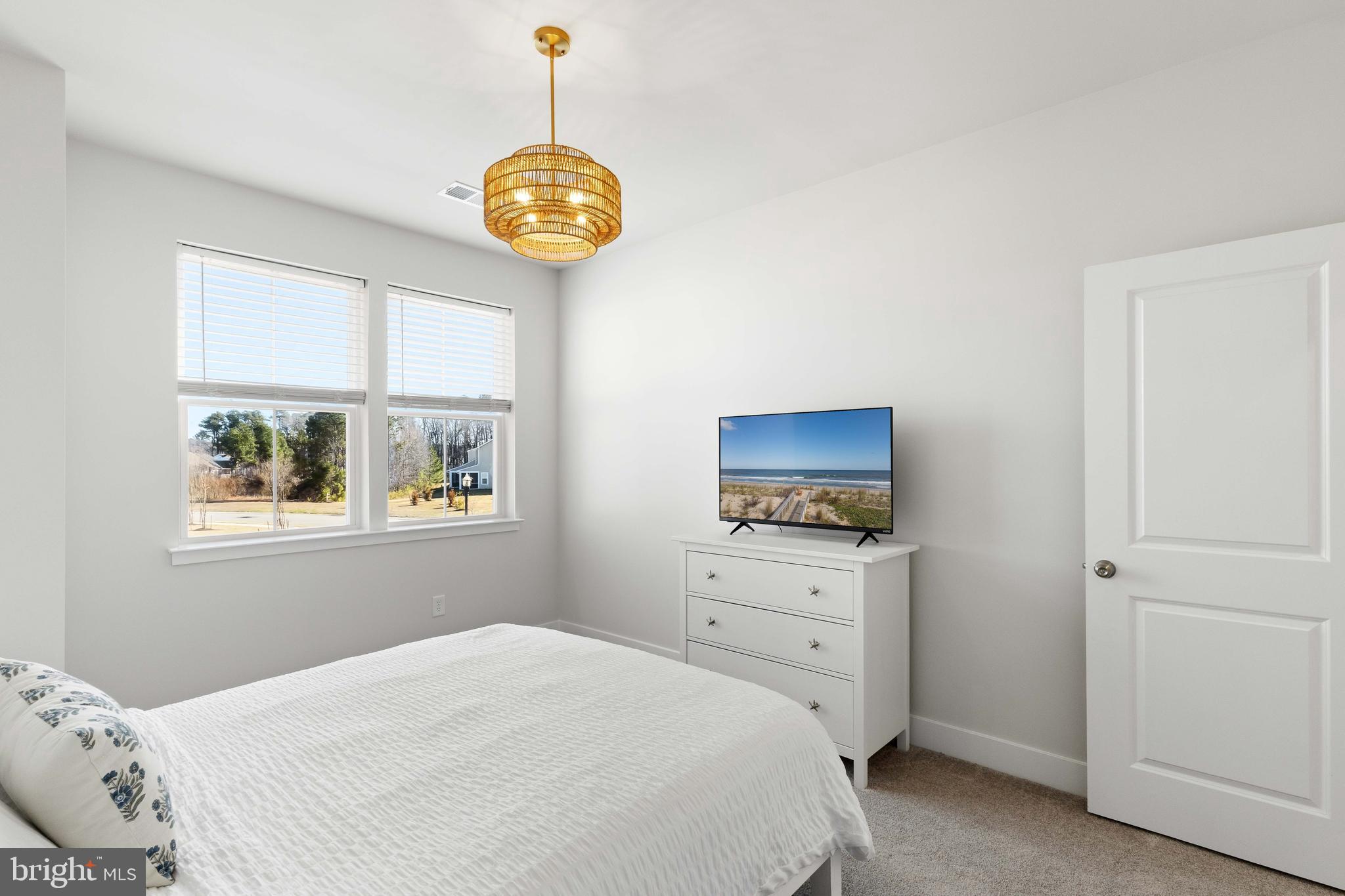 MILOS HAVEN - Residential