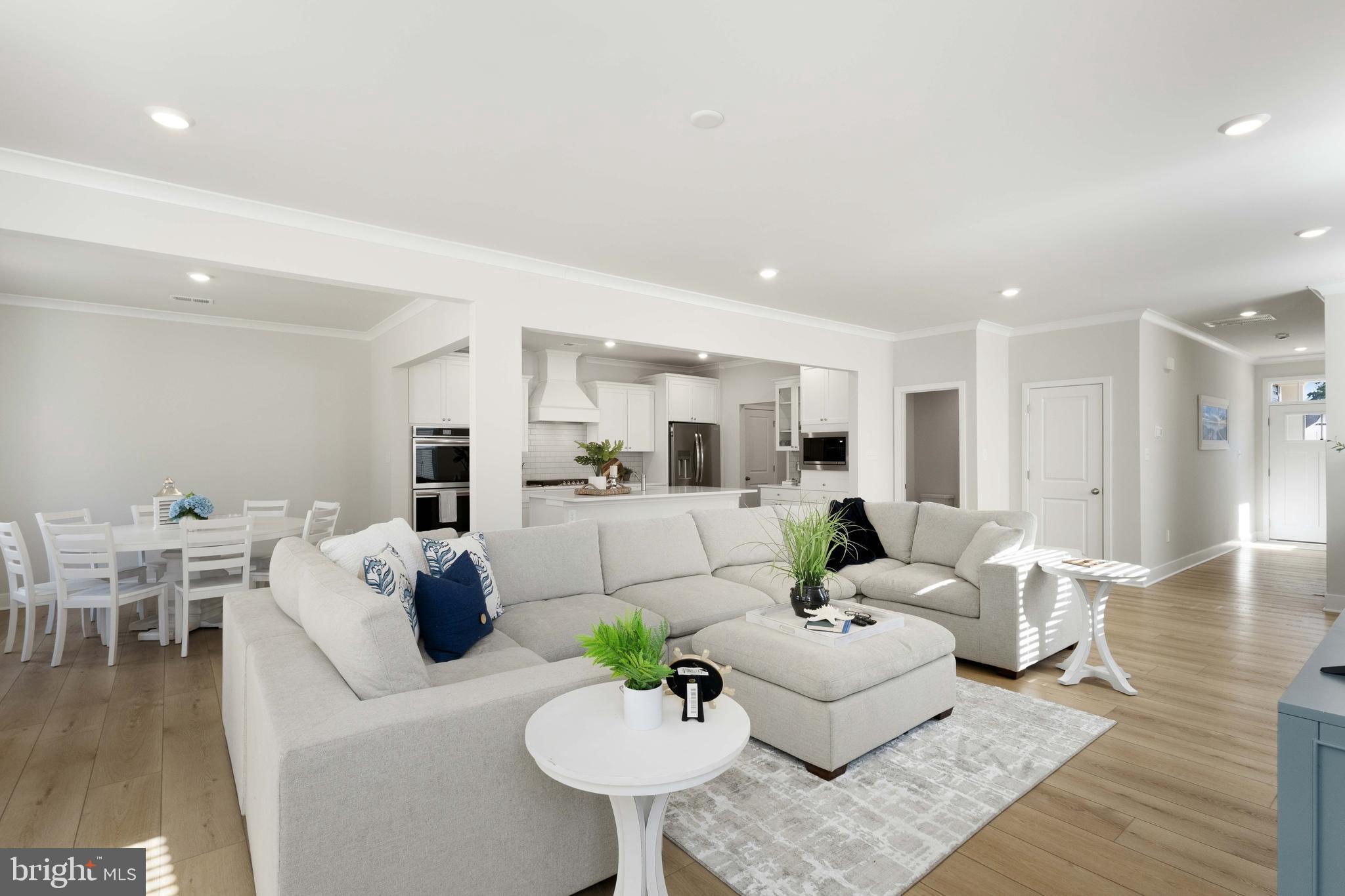 MILOS HAVEN - Residential