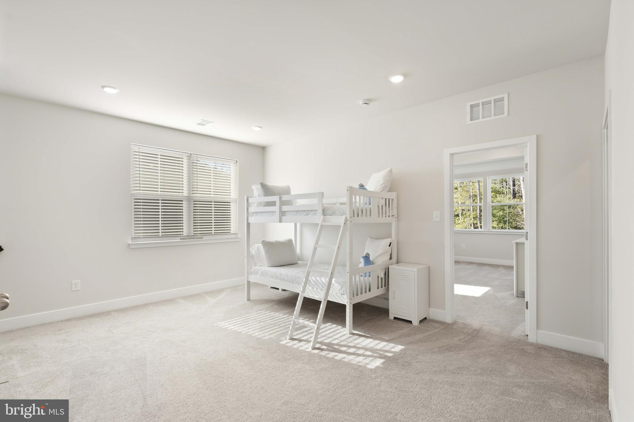 MILOS HAVEN - Residential