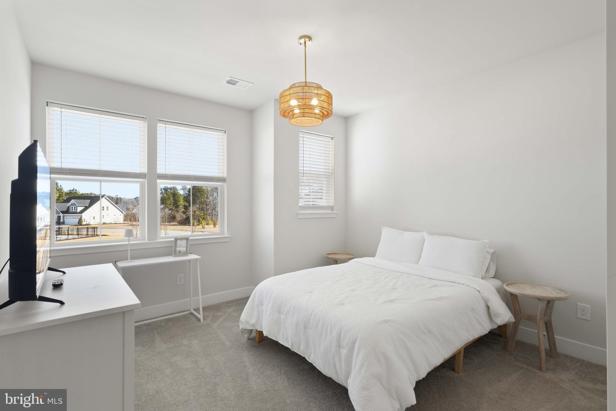 MILOS HAVEN - Residential