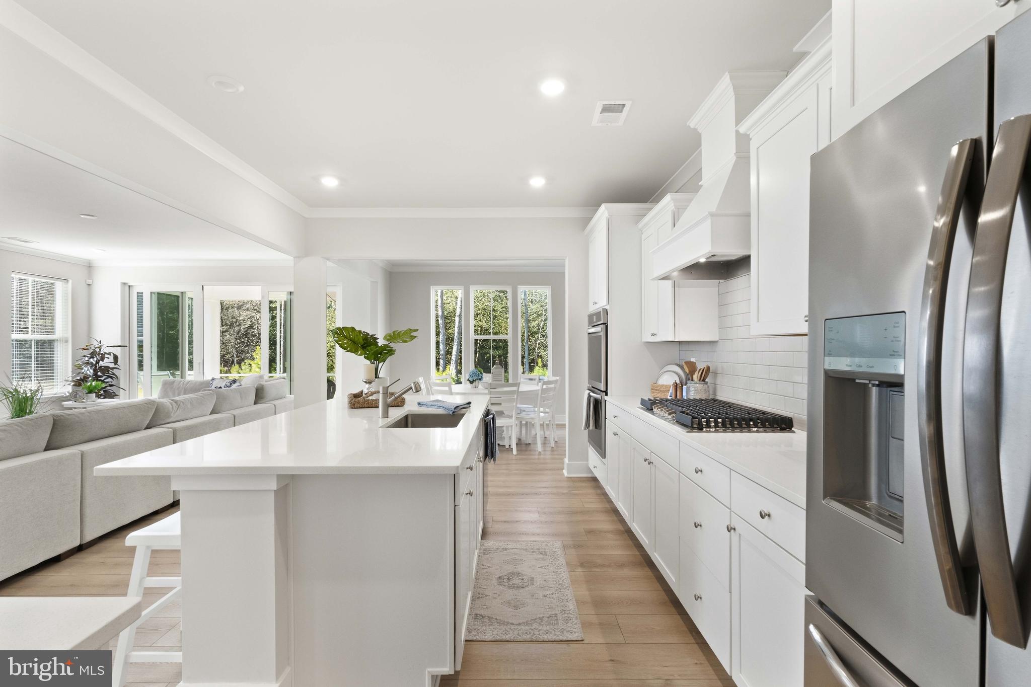 MILOS HAVEN - Residential