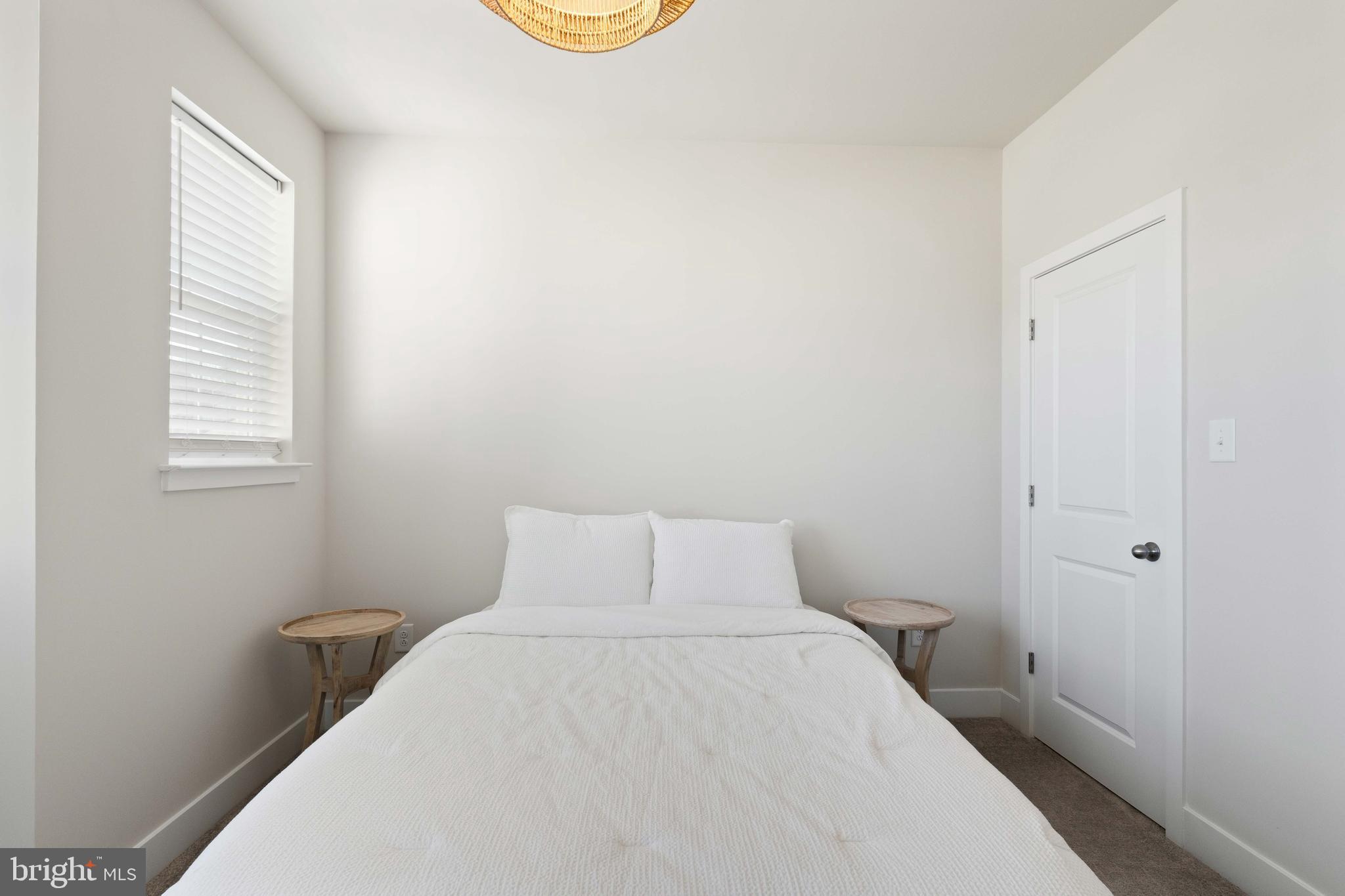 MILOS HAVEN - Residential