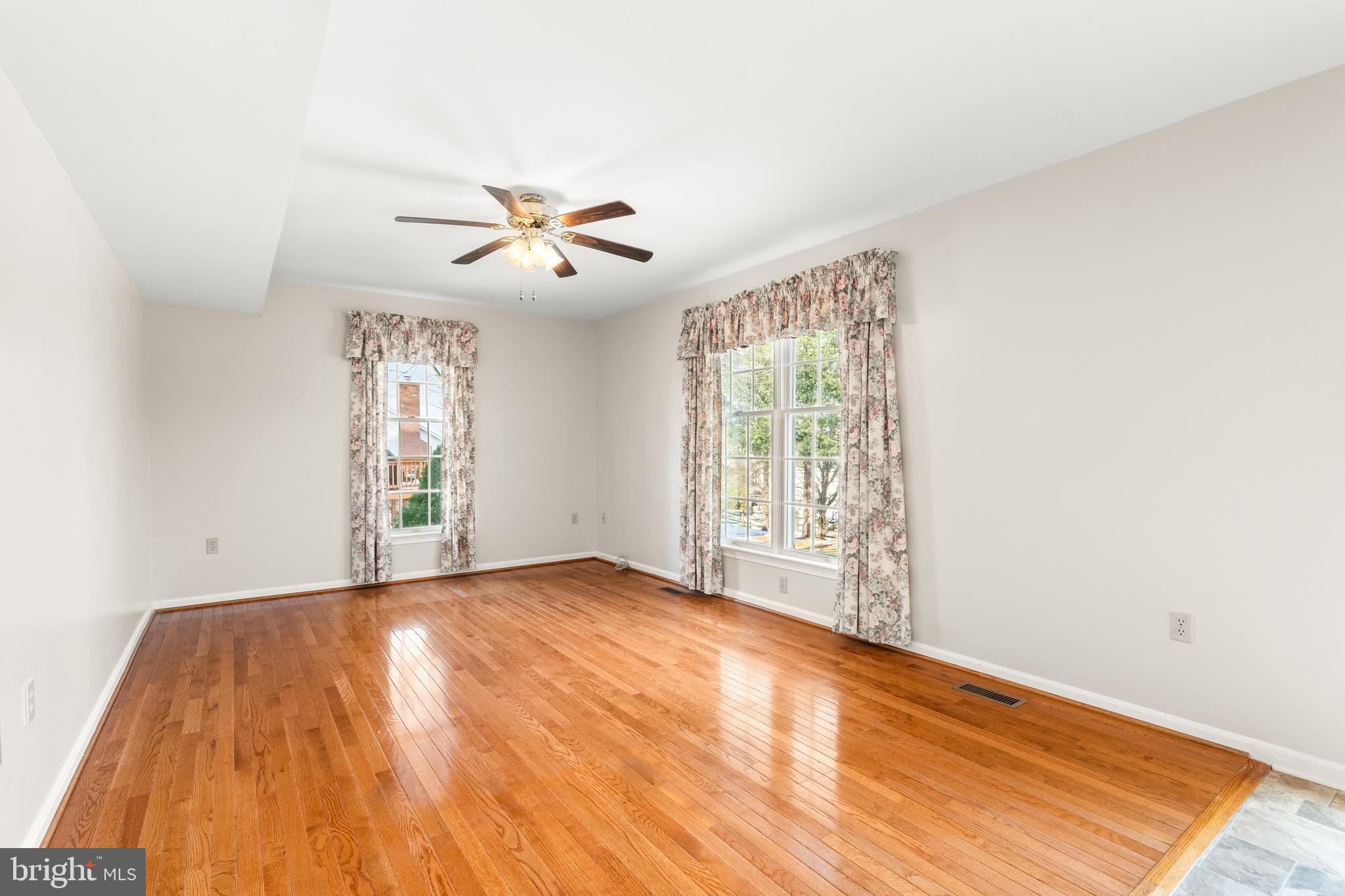 COPPERFIELD - Residential