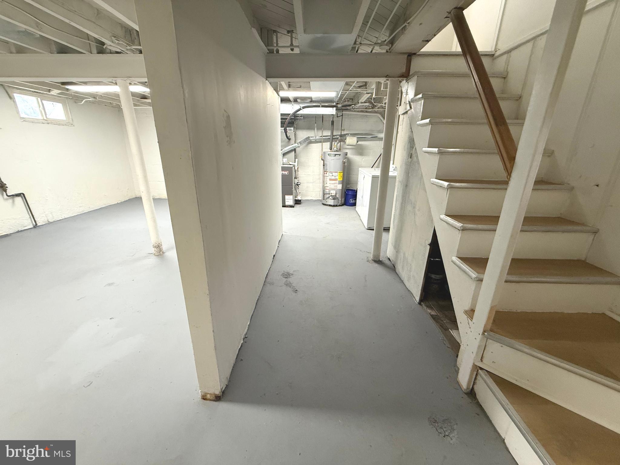 WARD 27 - Residential Lease