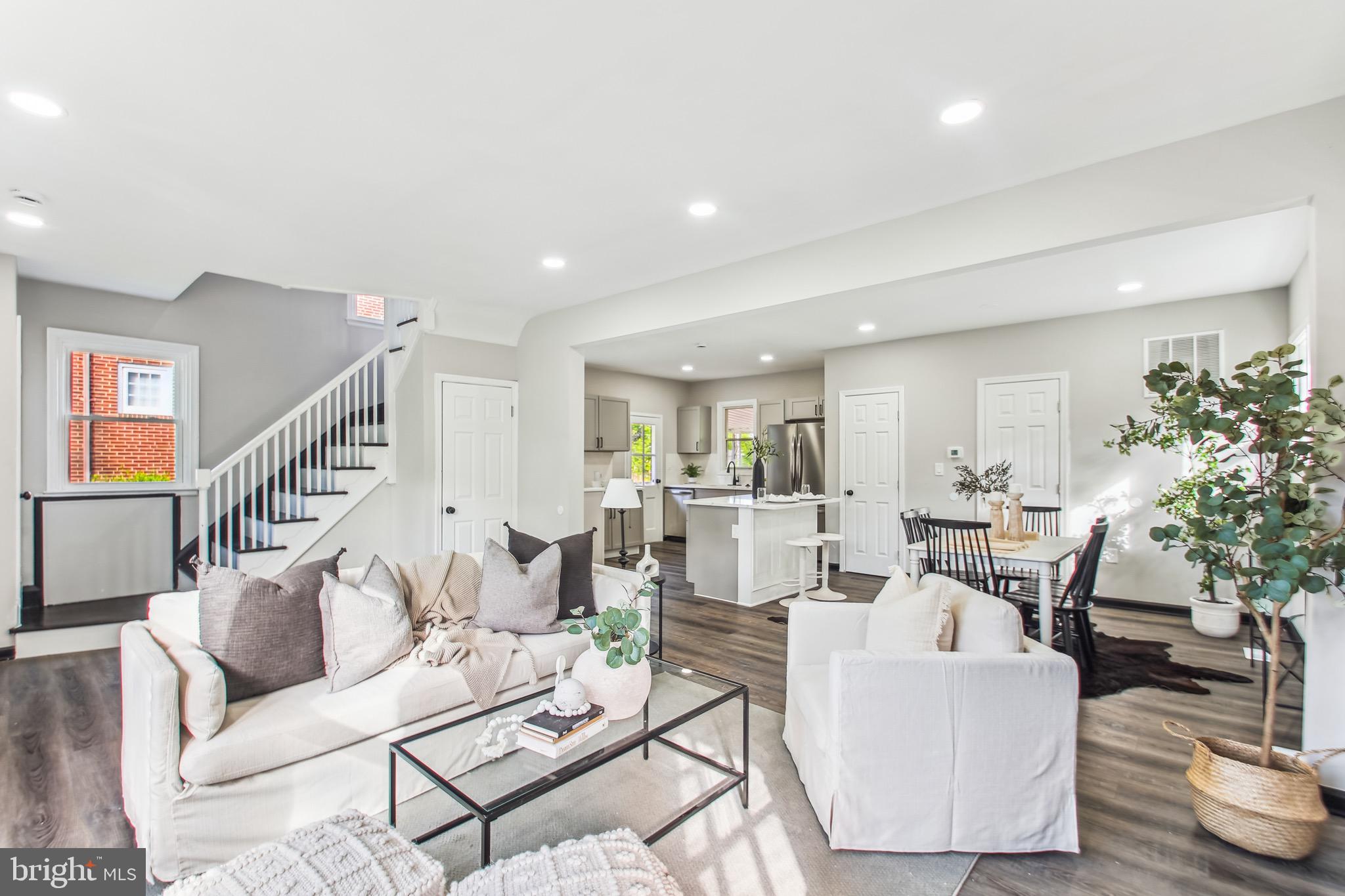 HUNTING RIDGE HISTORIC DISTRICT - Residential