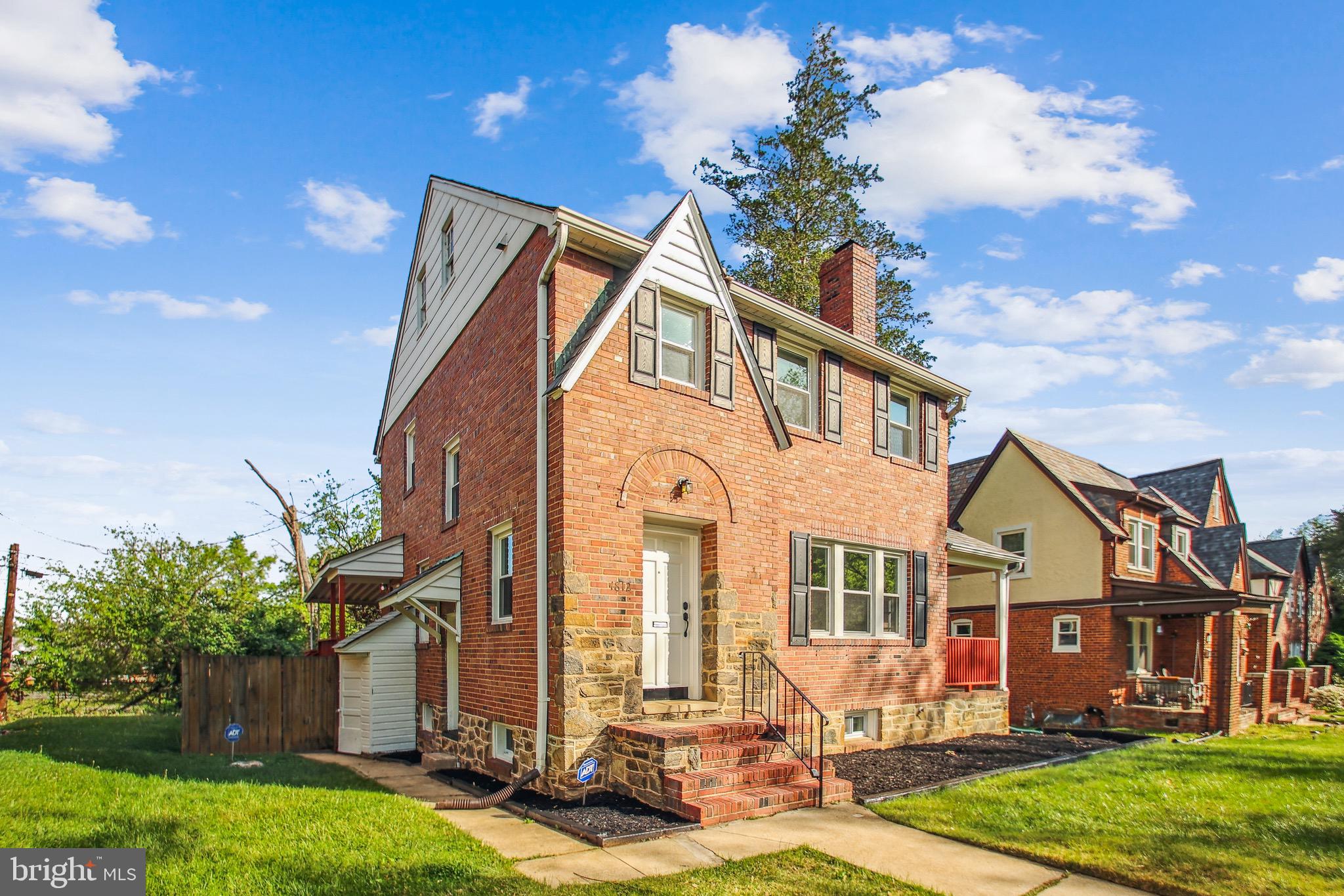 HUNTING RIDGE HISTORIC DISTRICT - Residential