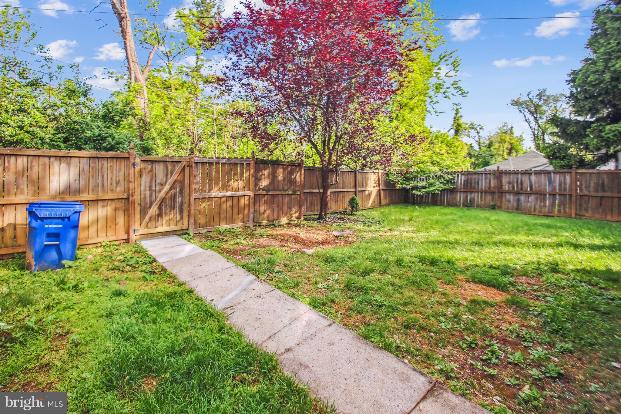 HUNTING RIDGE HISTORIC DISTRICT - Residential