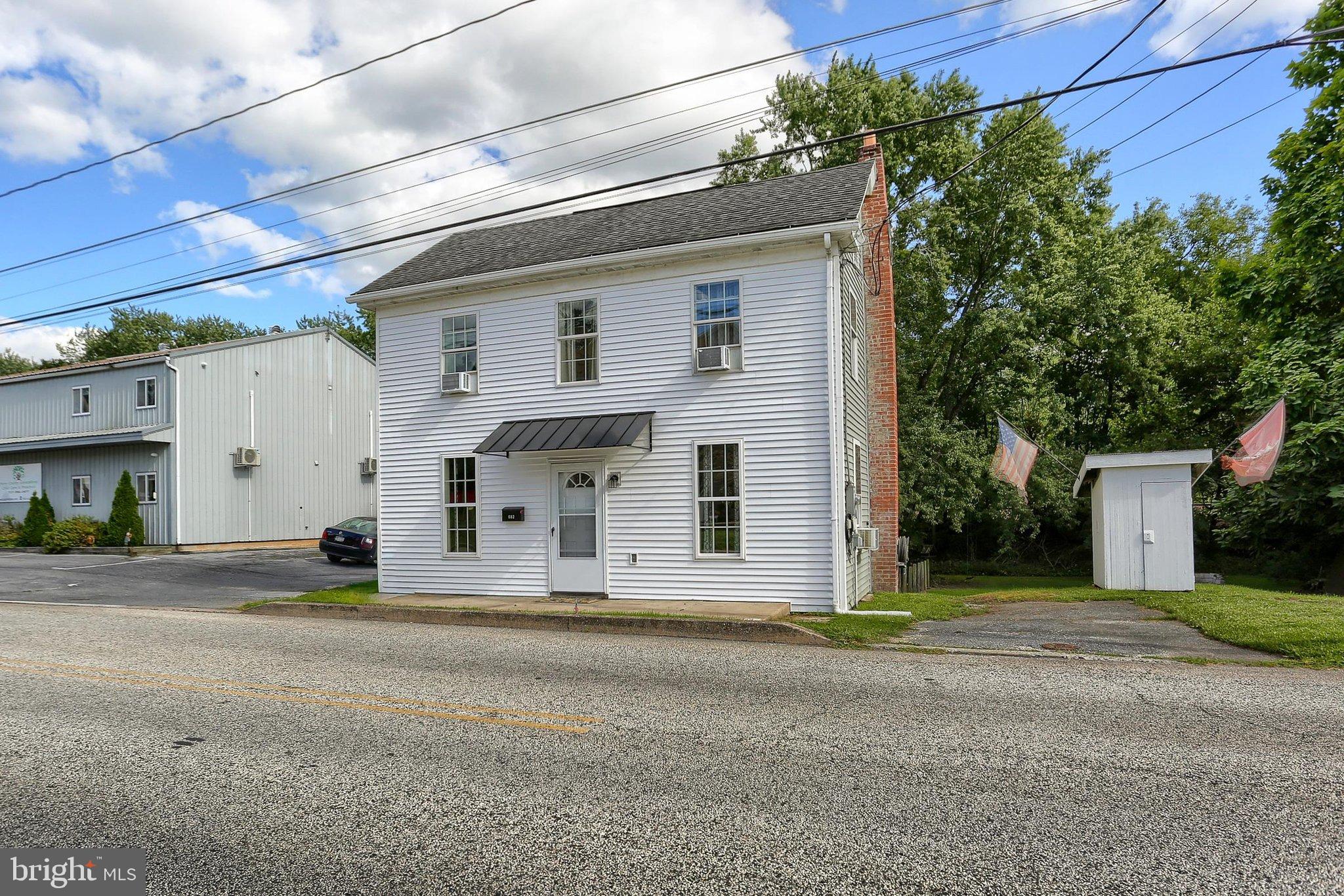 602 N MARKET STREET