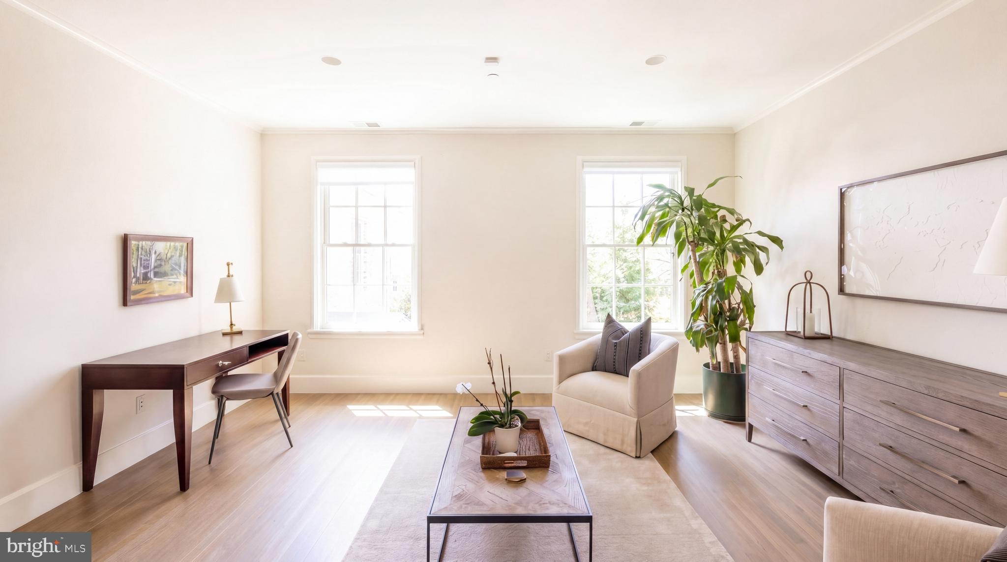 PHILLIPS PARK - Residential