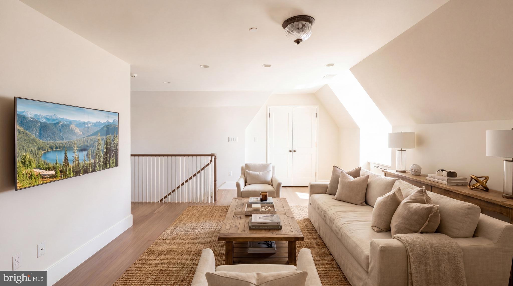 PHILLIPS PARK - Residential