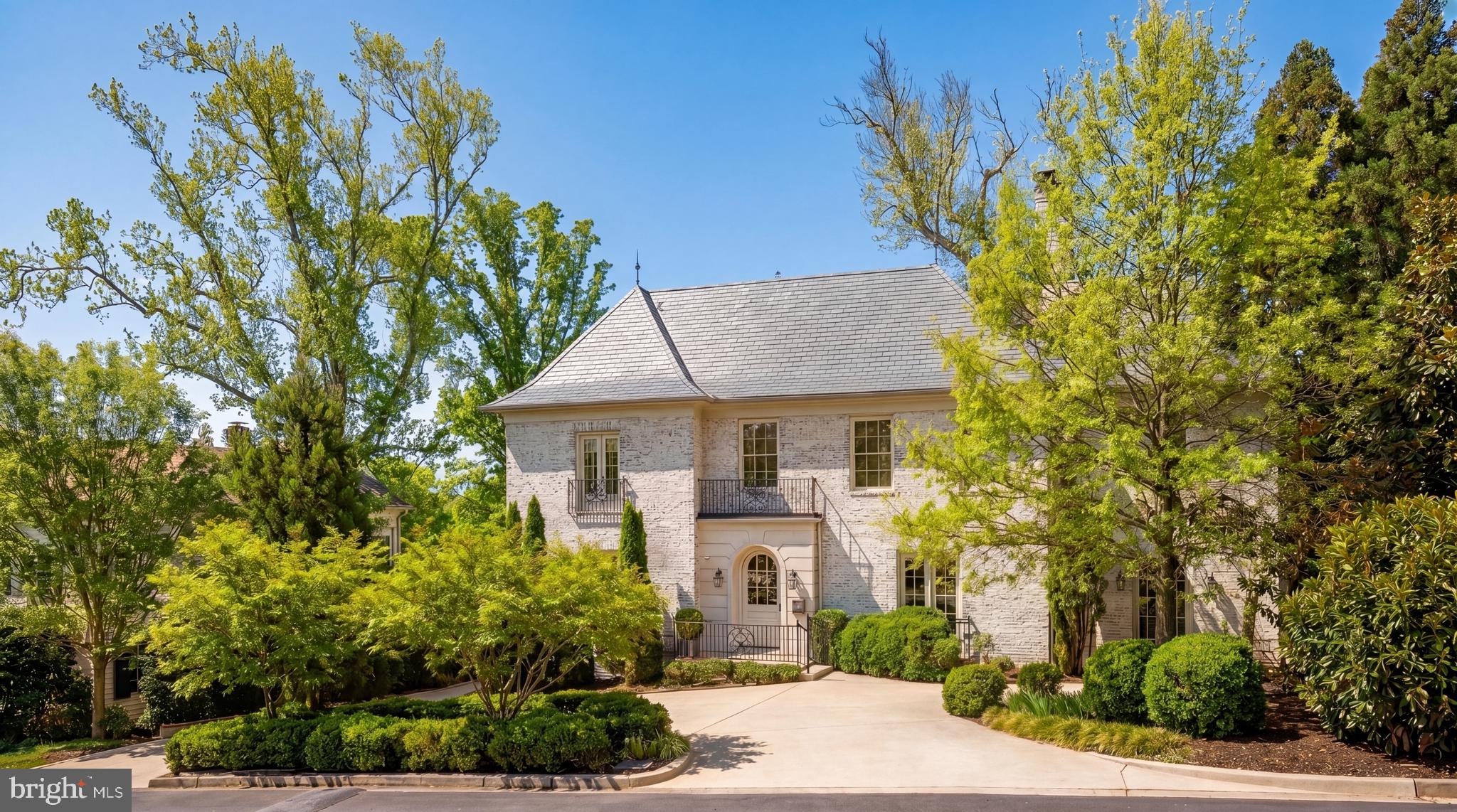 PHILLIPS PARK - Residential
