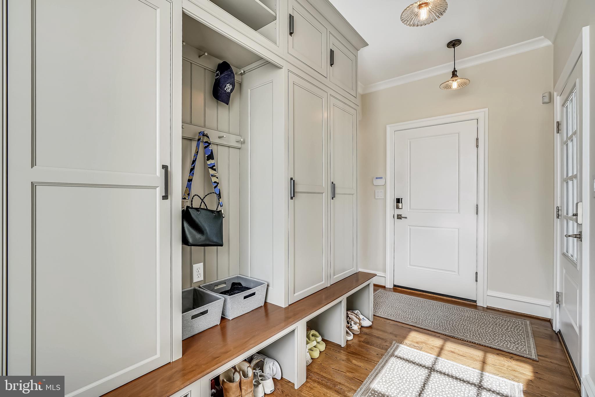 HAMPTON PARK - Residential