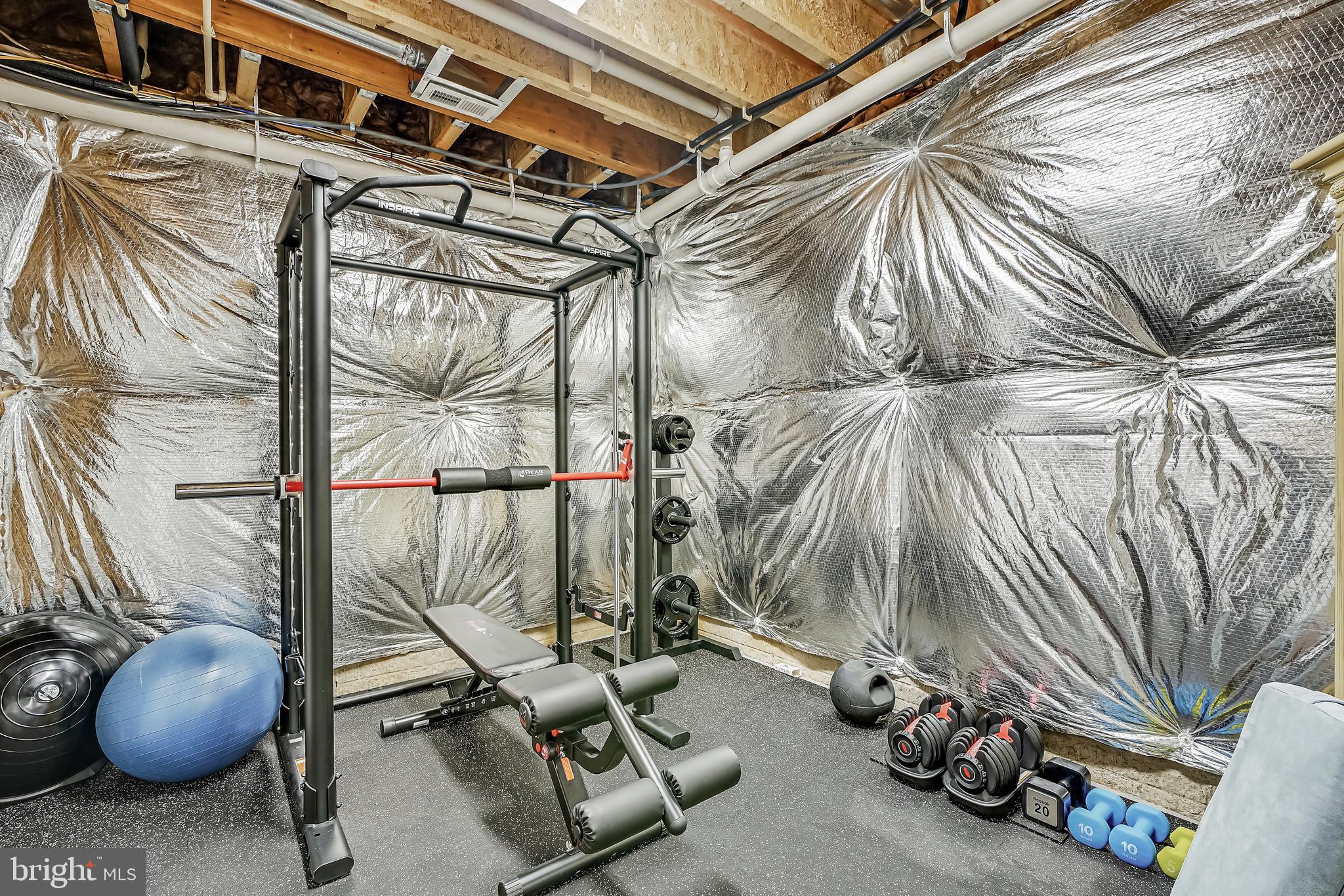 HAMPTON PARK - Residential