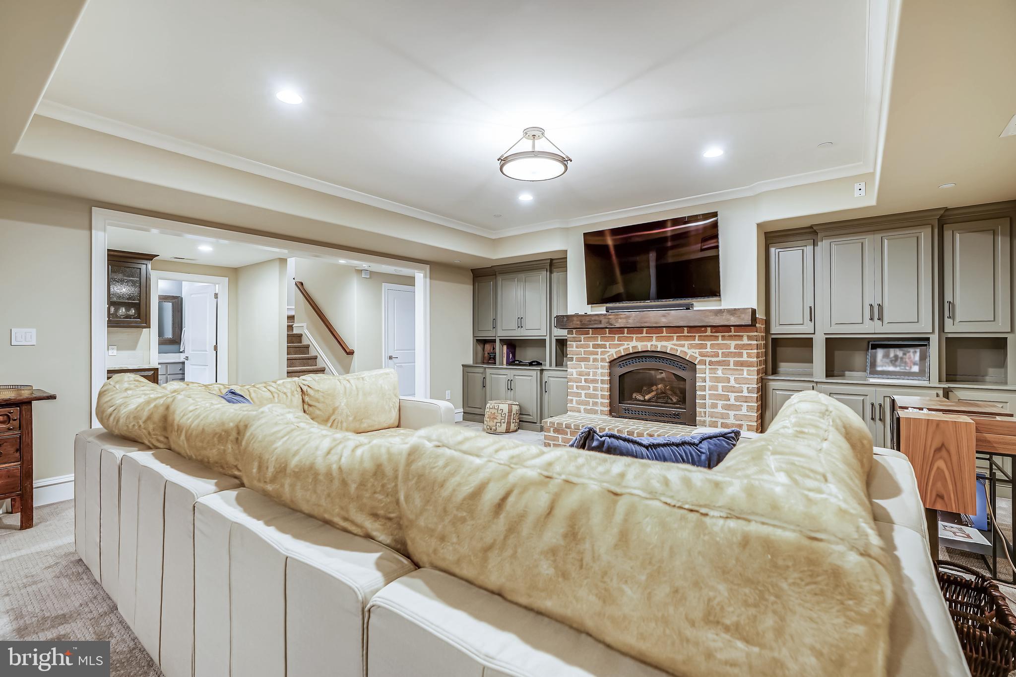 HAMPTON PARK - Residential