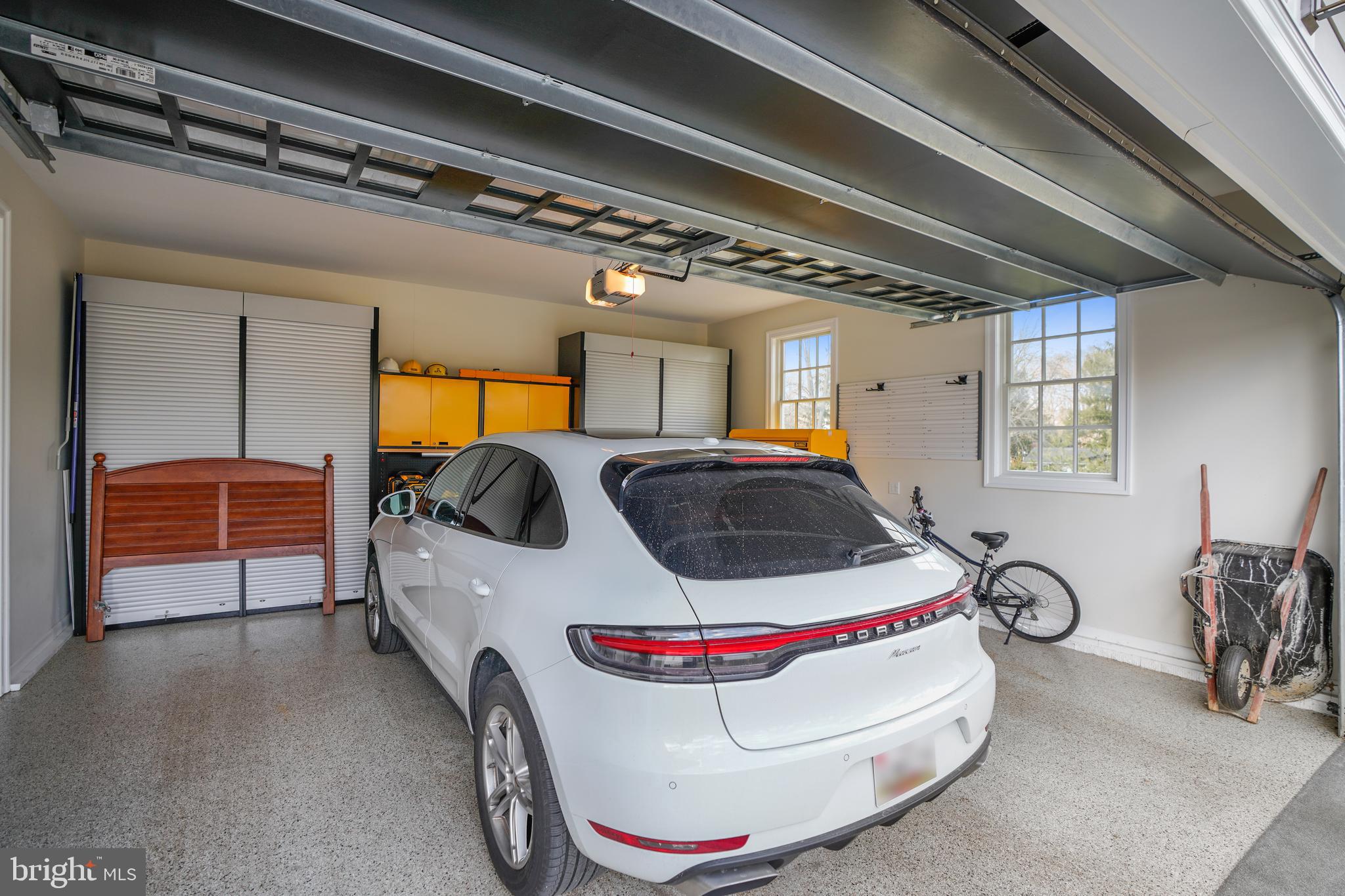 HAMPTON PARK - Residential