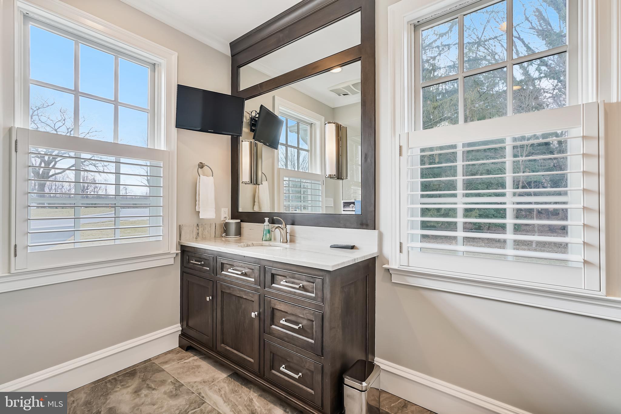 HAMPTON PARK - Residential