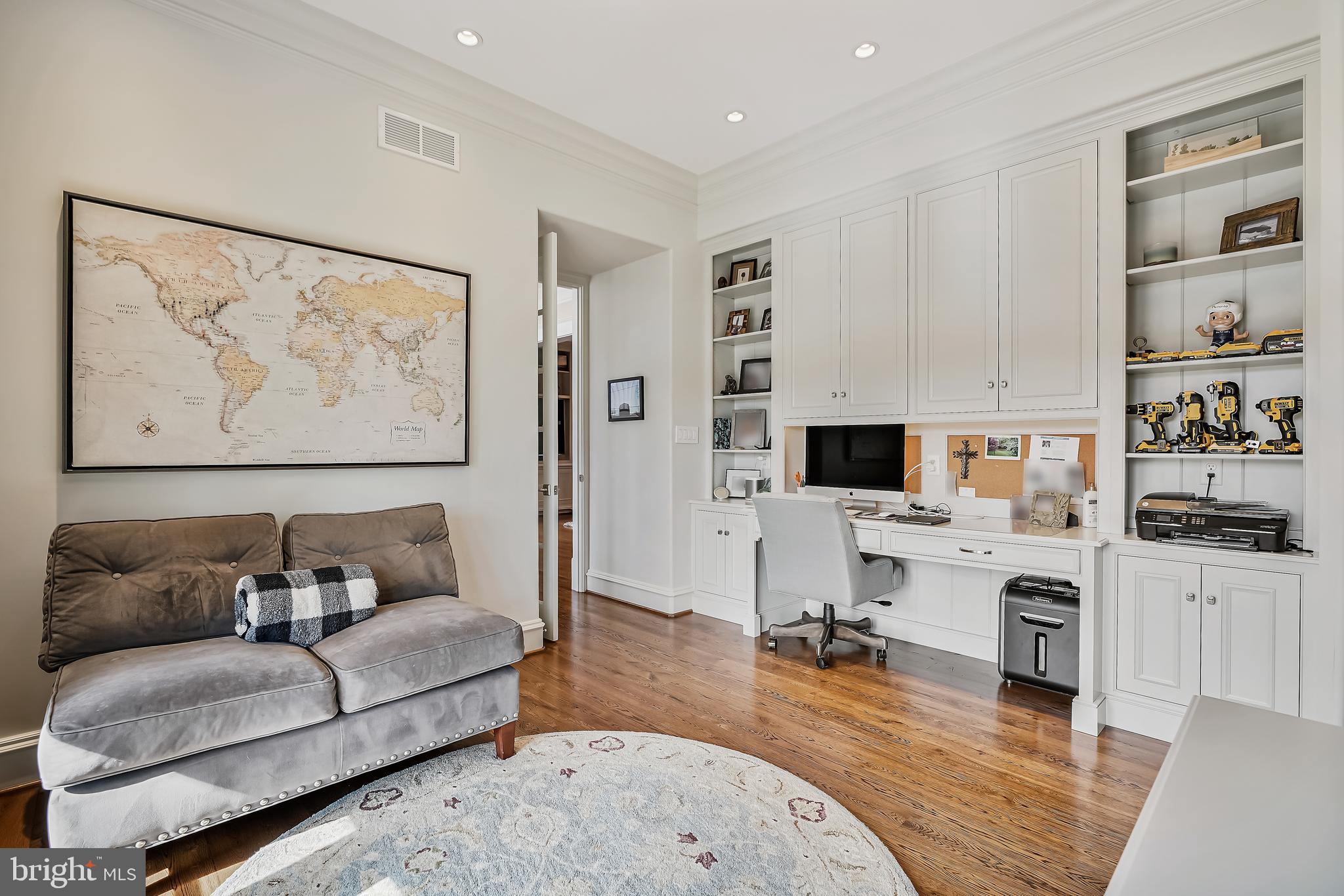 HAMPTON PARK - Residential