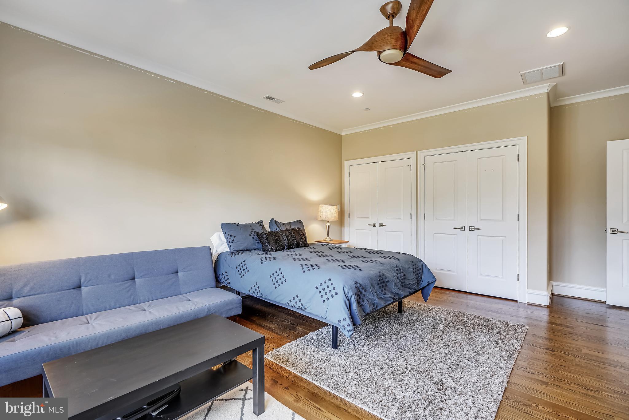 HAMPTON PARK - Residential