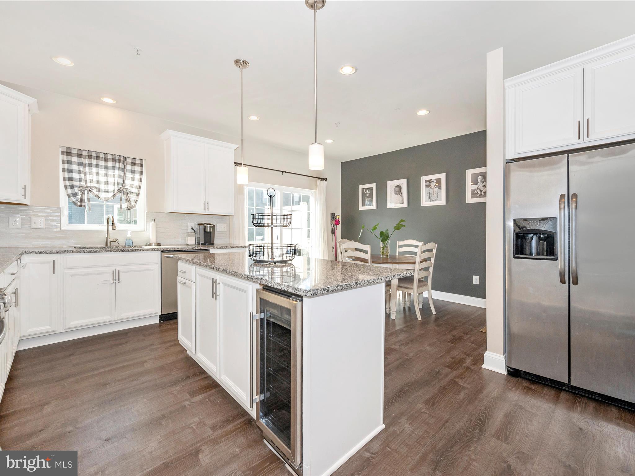 WESTVIEW SOUTH - Residential