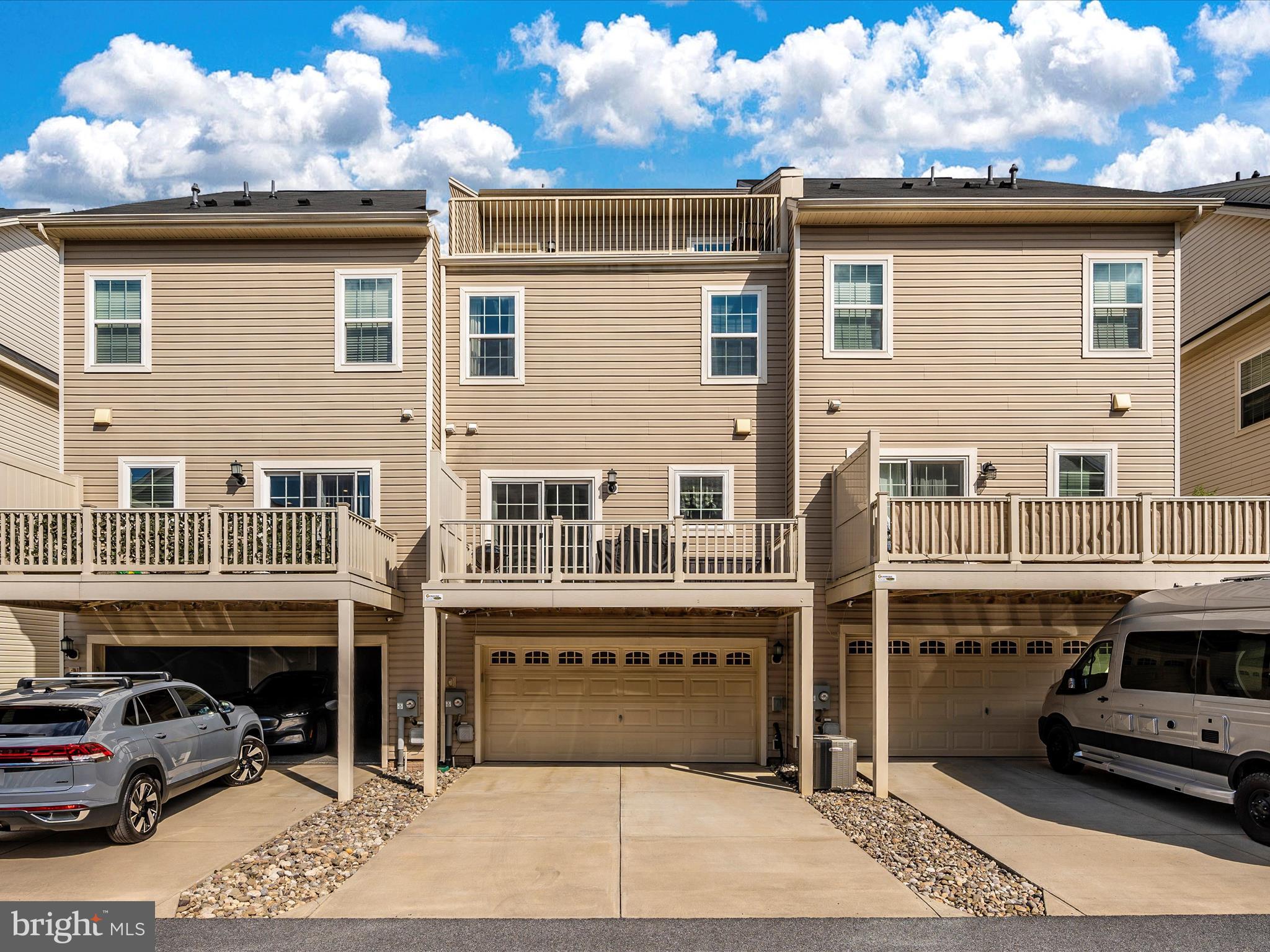 WESTVIEW SOUTH - Residential