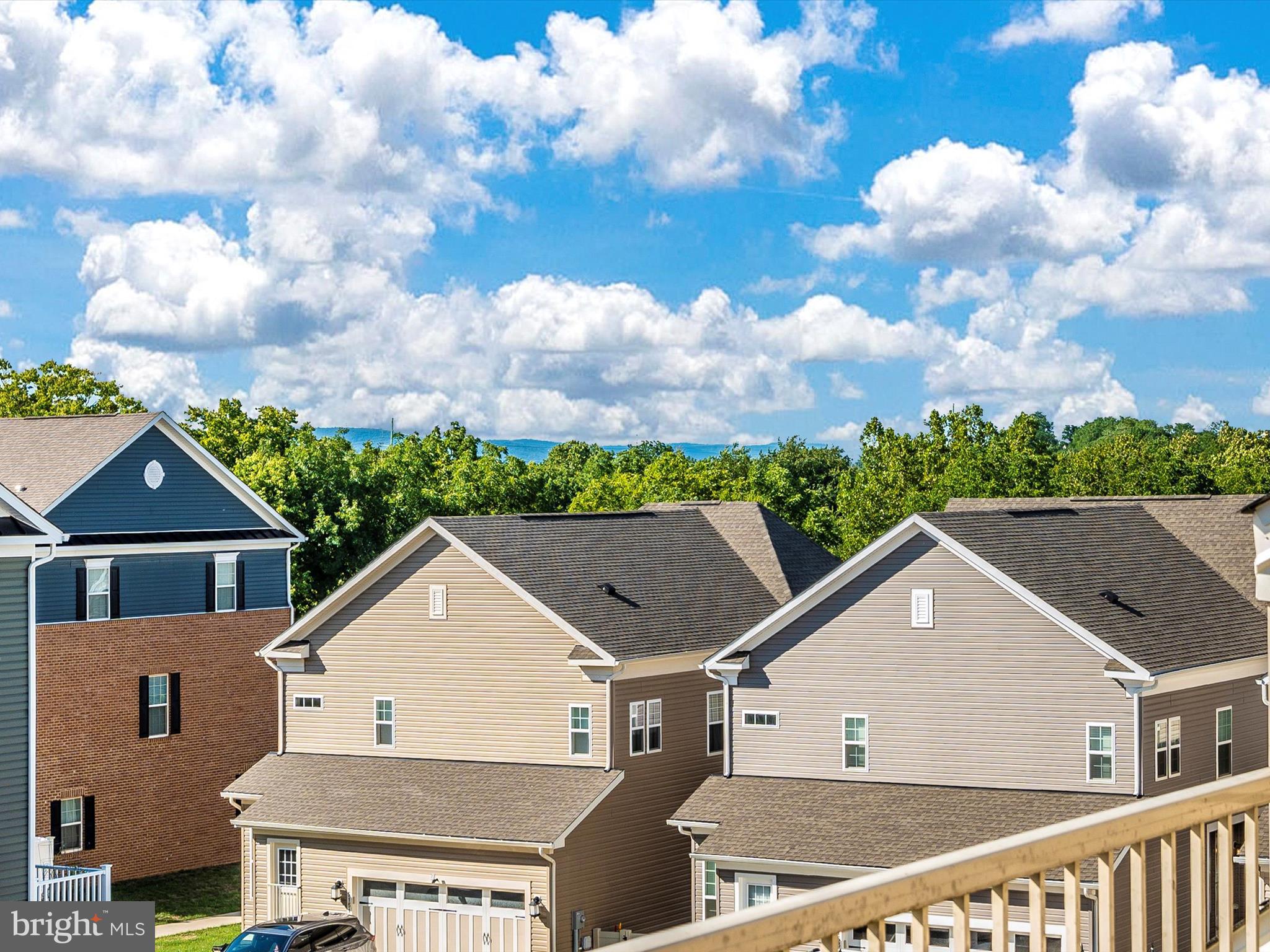 WESTVIEW SOUTH - Residential